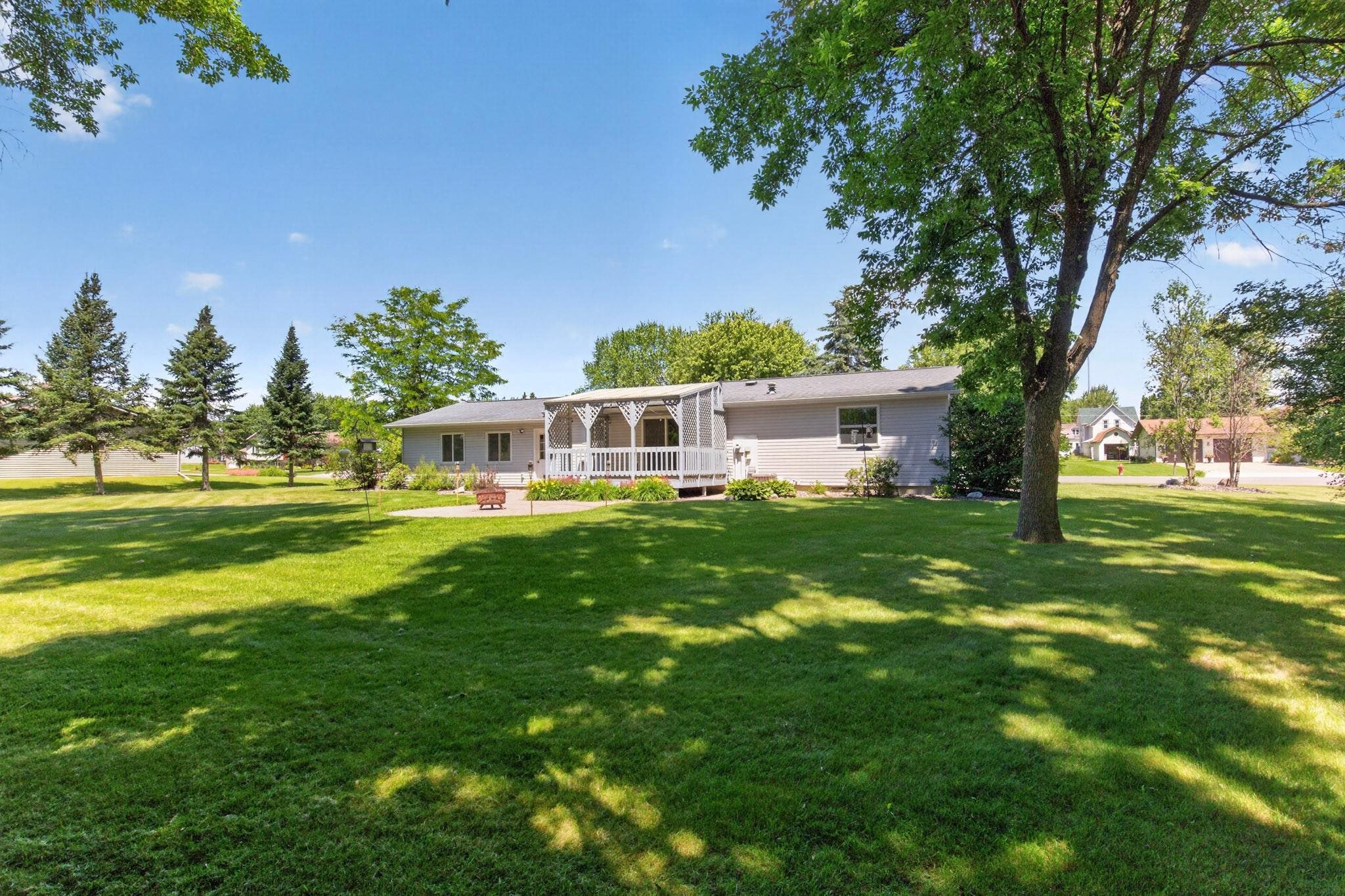 111 W ELM STREET, Abbotsford, Wisconsin 54405, 3 Bedrooms Bedrooms, ,2 BathroomsBathrooms,Residential,For Sale,111 W ELM STREET,22602919