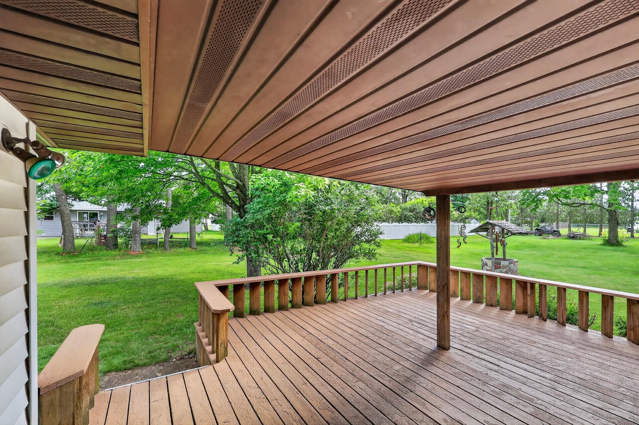 1060 LAKEWOOD LANE, Wisconsin Rapids, Wisconsin 54494, 3 Bedrooms Bedrooms, ,2 BathroomsBathrooms,Residential,For Sale,1060 LAKEWOOD LANE,22602923