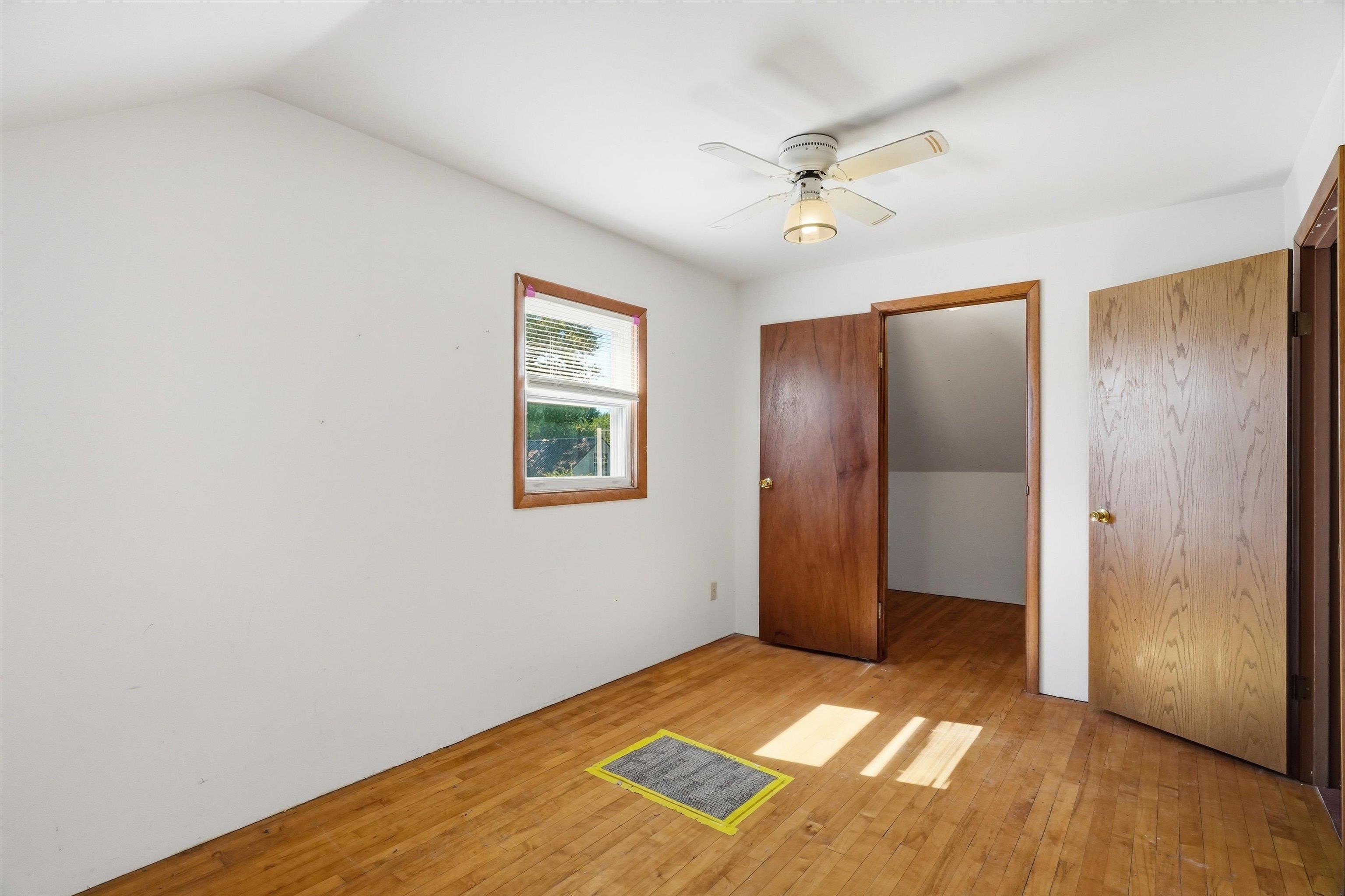 400 N VINE AVENUE, Marshfield, Wisconsin 54449, 4 Bedrooms Bedrooms, ,1 BathroomBathrooms,Residential,For Sale,400 N VINE AVENUE,22602925