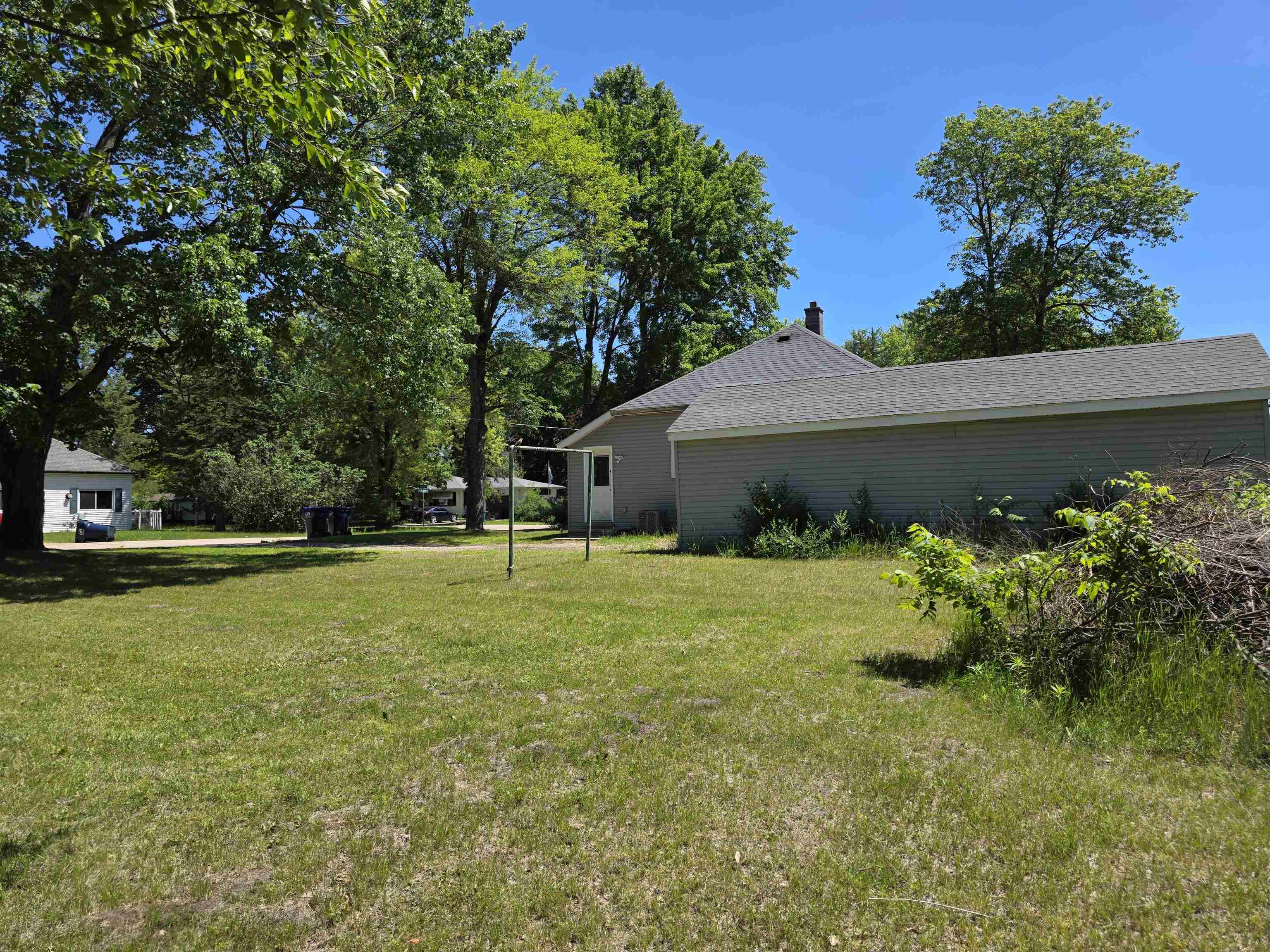 607 S MILLER STREET, Oxford, Wisconsin 53952, 2 Bedrooms Bedrooms, ,1 BathroomBathrooms,Residential,For Sale,607 S MILLER STREET,22602926