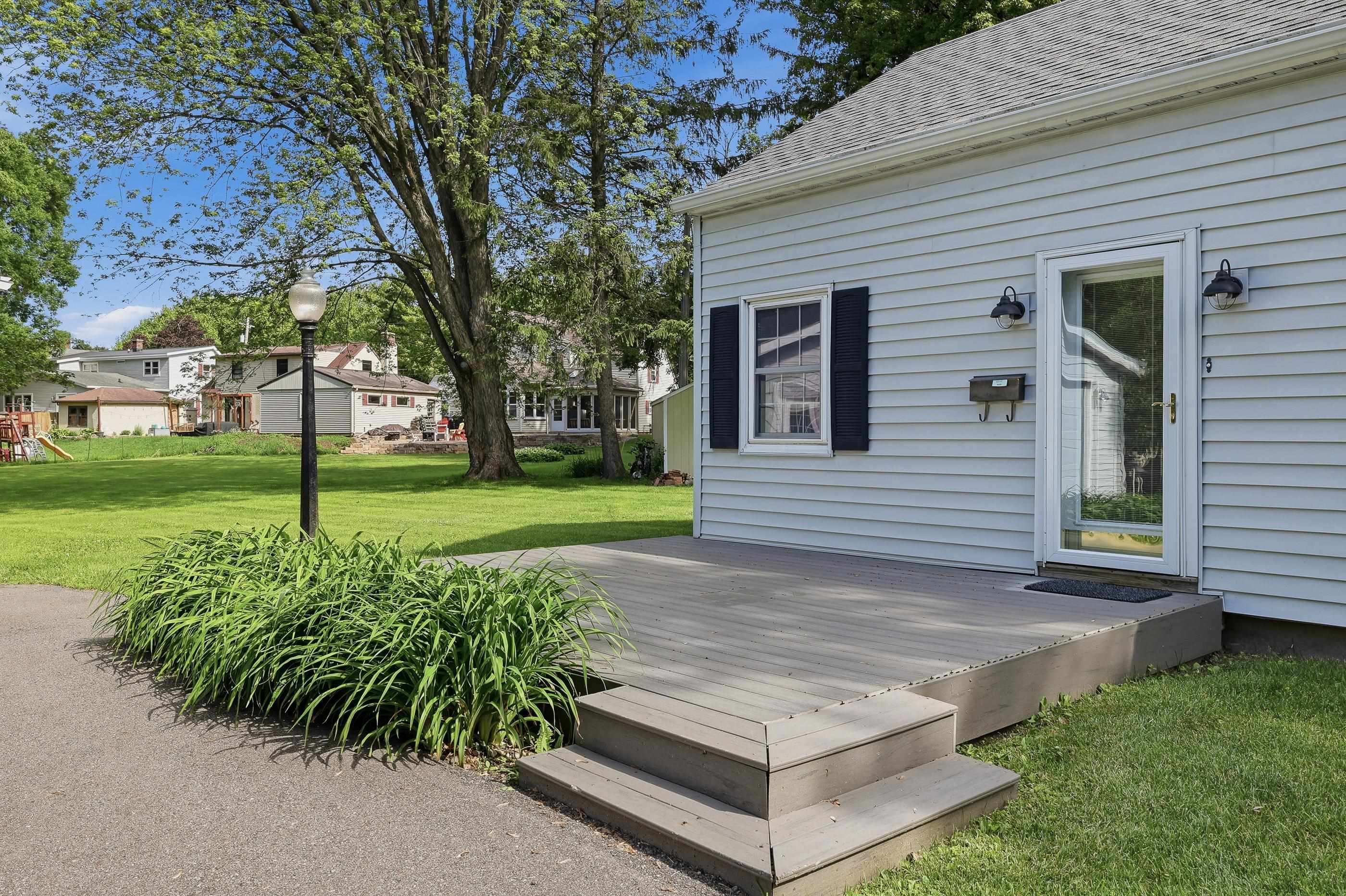 814 S OAK AVENUE, Marshfield, Wisconsin 54449, 2 Bedrooms Bedrooms, ,1 BathroomBathrooms,Residential,For Sale,814 S OAK AVENUE,22602928