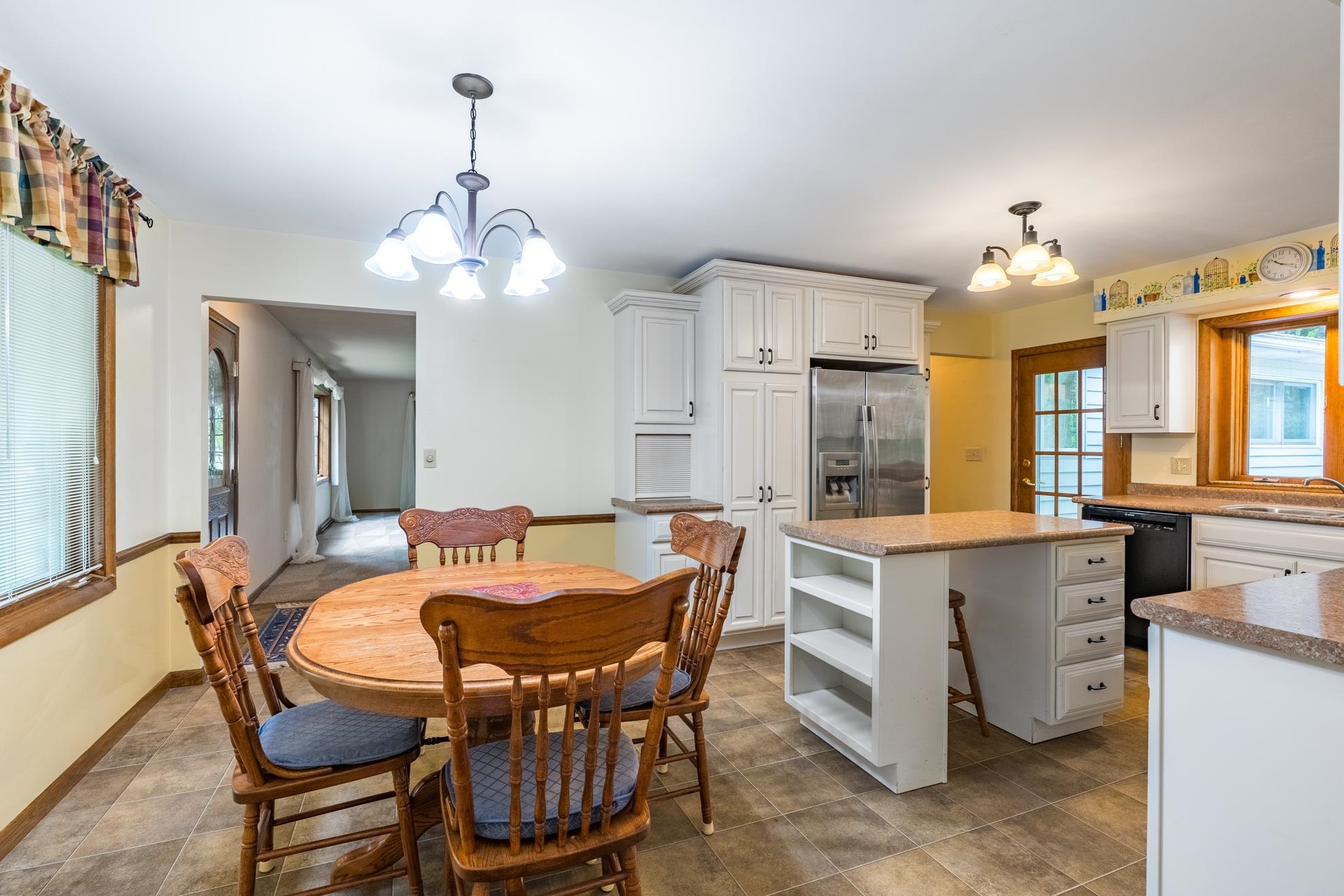 5600 N 32ND AVENUE, Wausau, Wisconsin 54401, 3 Bedrooms Bedrooms, ,1 BathroomBathrooms,Residential,For Sale,5600 N 32ND AVENUE,22602929