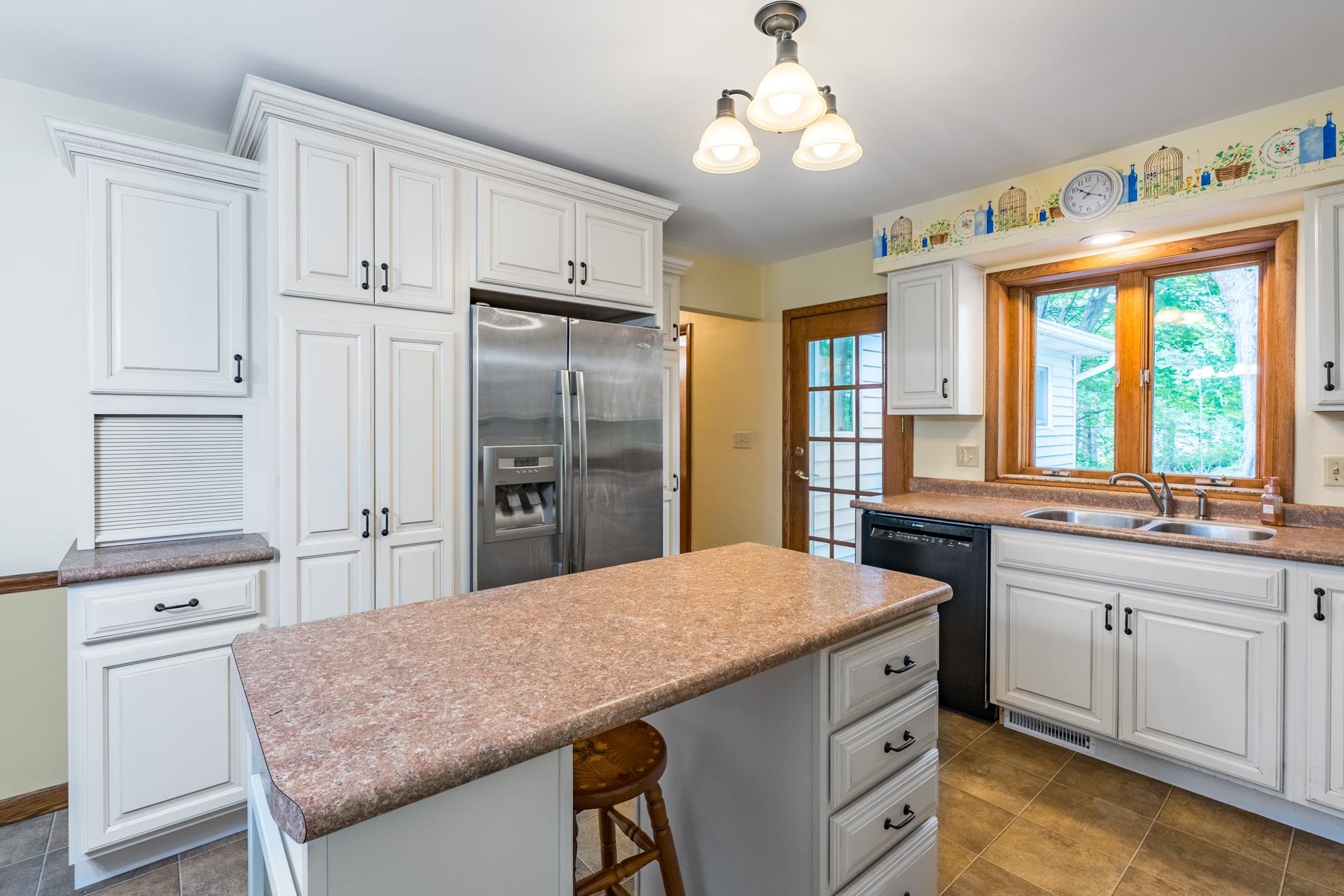 5600 N 32ND AVENUE, Wausau, Wisconsin 54401, 3 Bedrooms Bedrooms, ,1 BathroomBathrooms,Residential,For Sale,5600 N 32ND AVENUE,22602929