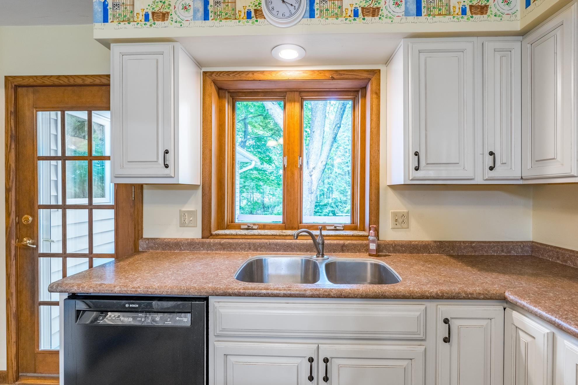 5600 N 32ND AVENUE, Wausau, Wisconsin 54401, 3 Bedrooms Bedrooms, ,1 BathroomBathrooms,Residential,For Sale,5600 N 32ND AVENUE,22602929