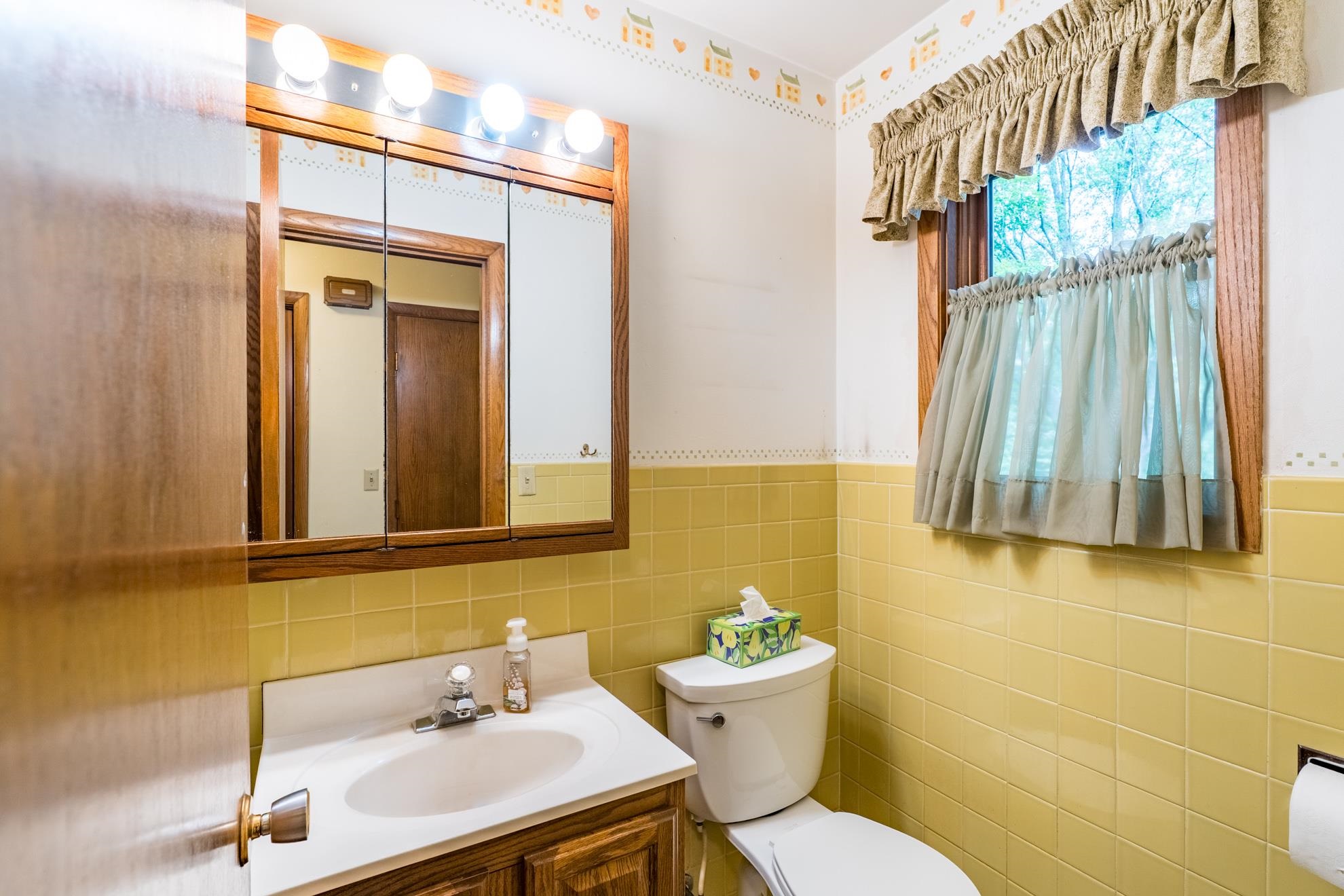 5600 N 32ND AVENUE, Wausau, Wisconsin 54401, 3 Bedrooms Bedrooms, ,1 BathroomBathrooms,Residential,For Sale,5600 N 32ND AVENUE,22602929