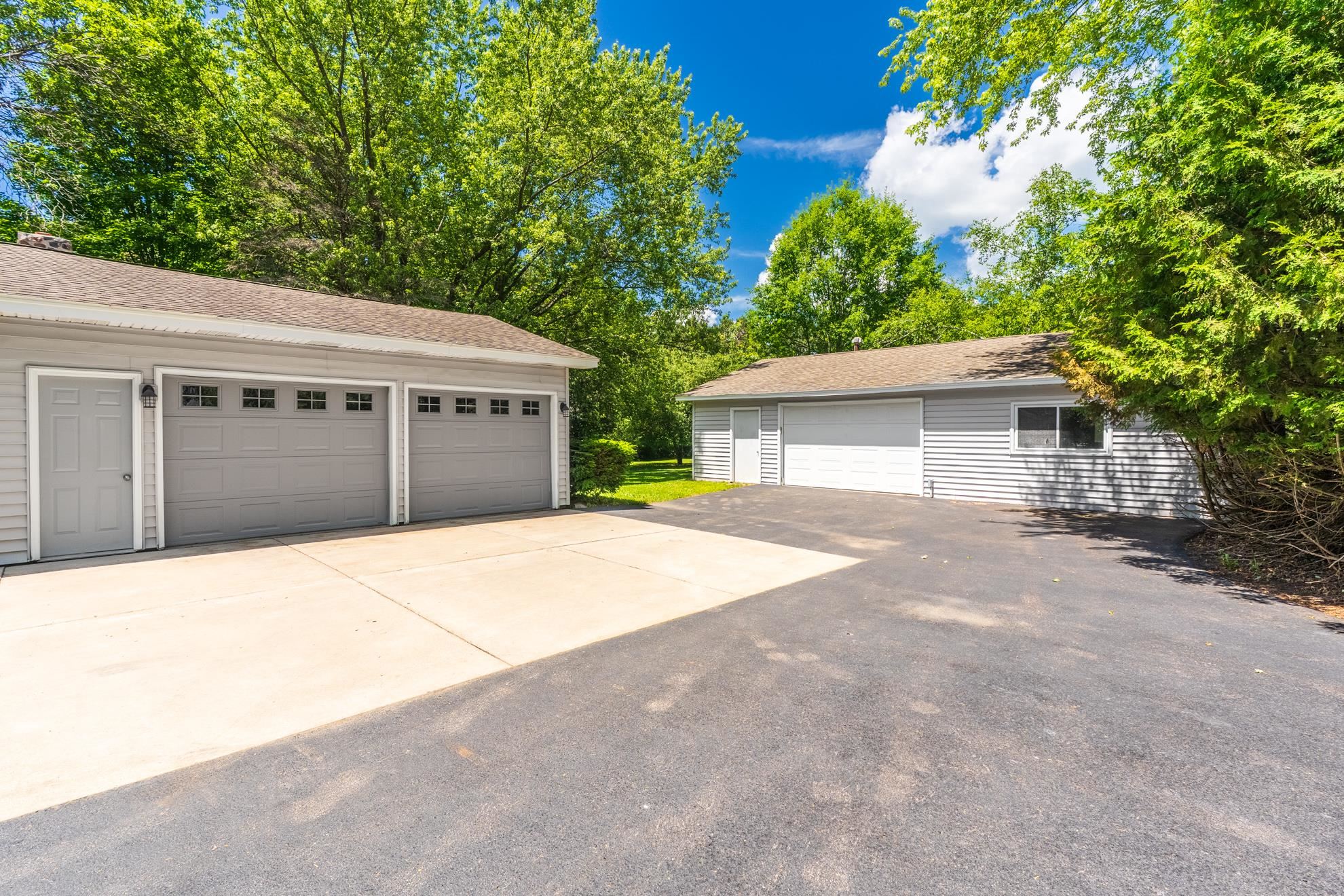 5600 N 32ND AVENUE, Wausau, Wisconsin 54401, 3 Bedrooms Bedrooms, ,1 BathroomBathrooms,Residential,For Sale,5600 N 32ND AVENUE,22602929