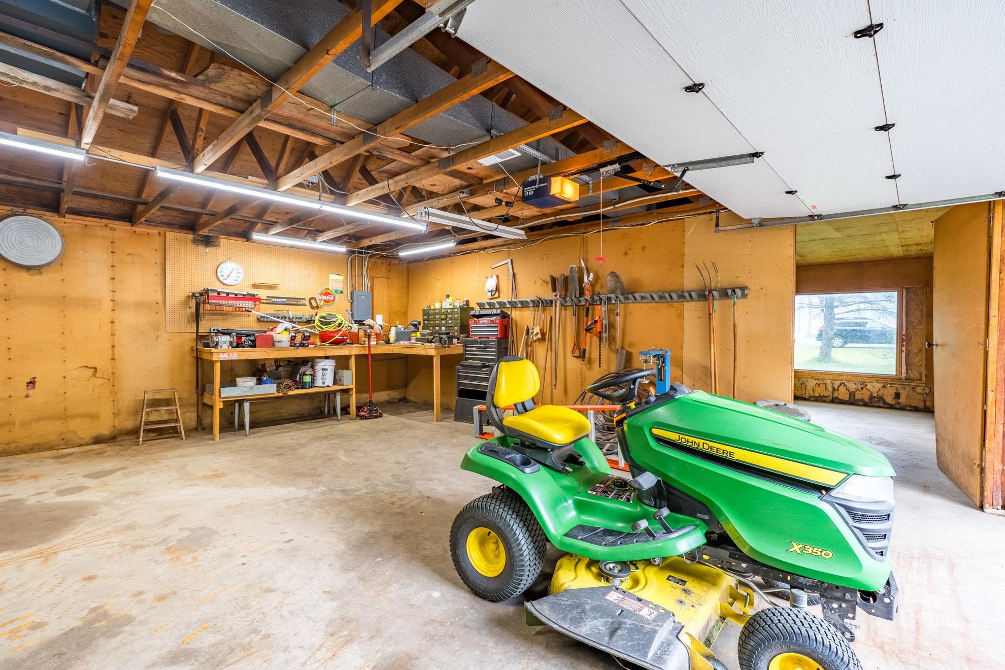5600 N 32ND AVENUE, Wausau, Wisconsin 54401, 3 Bedrooms Bedrooms, ,1 BathroomBathrooms,Residential,For Sale,5600 N 32ND AVENUE,22602929
