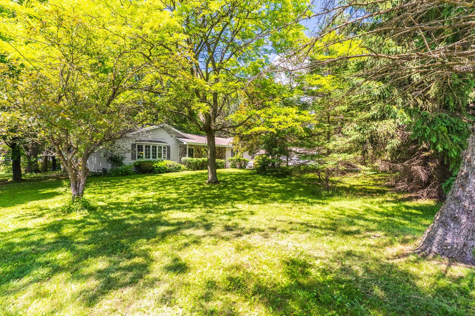 5600 N 32ND AVENUE, Wausau, Wisconsin 54401, 3 Bedrooms Bedrooms, ,1 BathroomBathrooms,Residential,For Sale,5600 N 32ND AVENUE,22602929