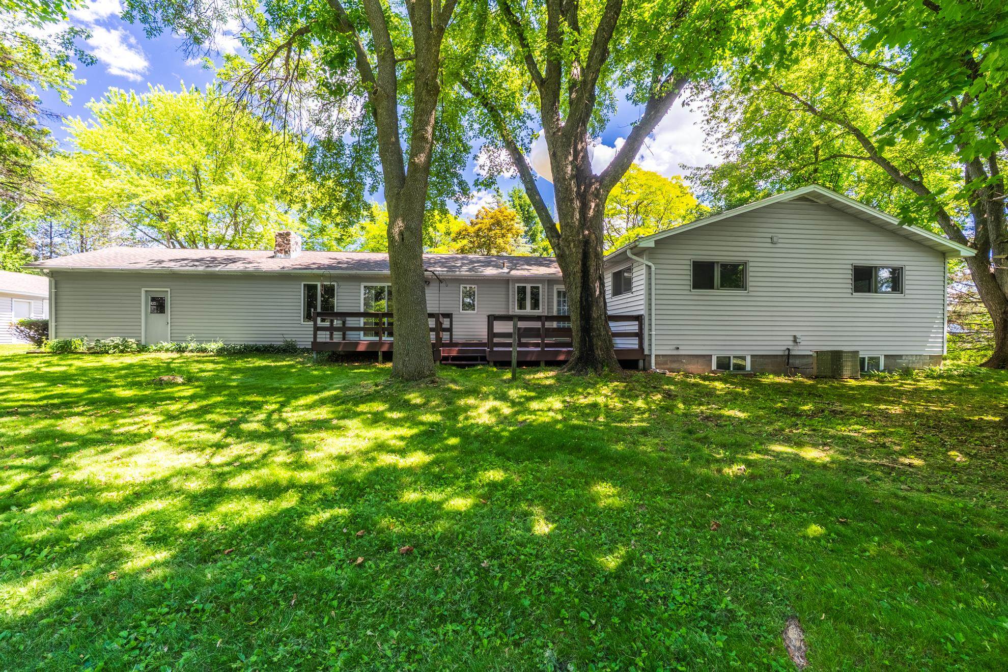 5600 N 32ND AVENUE, Wausau, Wisconsin 54401, 3 Bedrooms Bedrooms, ,1 BathroomBathrooms,Residential,For Sale,5600 N 32ND AVENUE,22602929