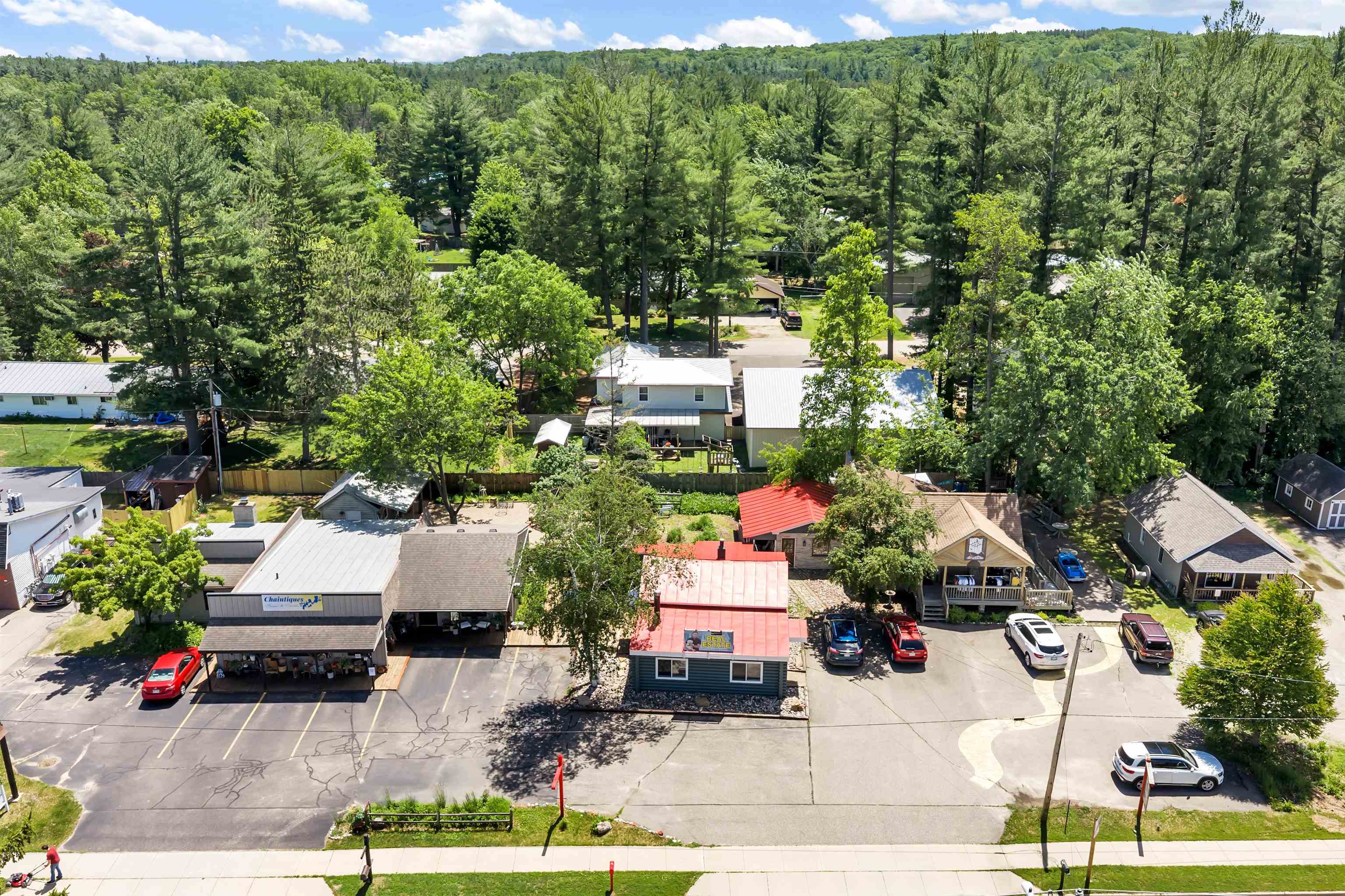 N2740 COUNTY ROAD QQ, Waupaca, Wisconsin 54981, ,Commercial/industrial,For Sale,N2740 COUNTY ROAD QQ,22602931