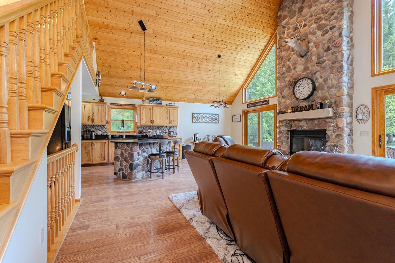 161008 GRANITE ROAD, Wausau, Wisconsin 54403, 5 Bedrooms Bedrooms, ,4 BathroomsBathrooms,Residential,For Sale,161008 GRANITE ROAD,22602932