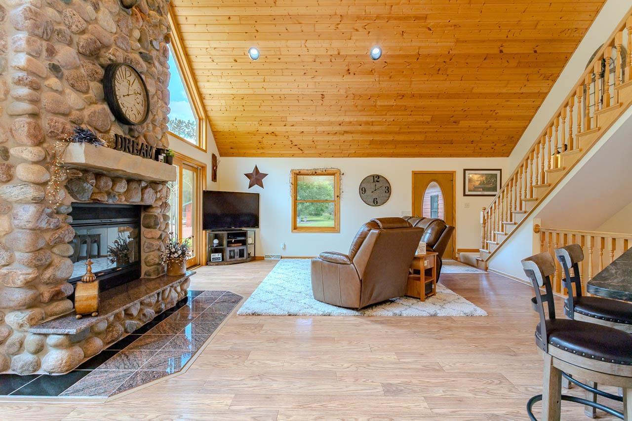 161008 GRANITE ROAD, Wausau, Wisconsin 54403, 5 Bedrooms Bedrooms, ,4 BathroomsBathrooms,Residential,For Sale,161008 GRANITE ROAD,22602932