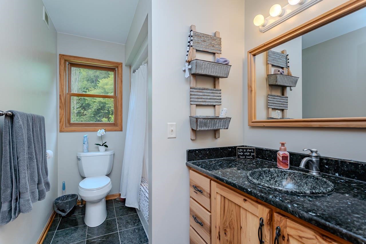 161008 GRANITE ROAD, Wausau, Wisconsin 54403, 5 Bedrooms Bedrooms, ,4 BathroomsBathrooms,Residential,For Sale,161008 GRANITE ROAD,22602932