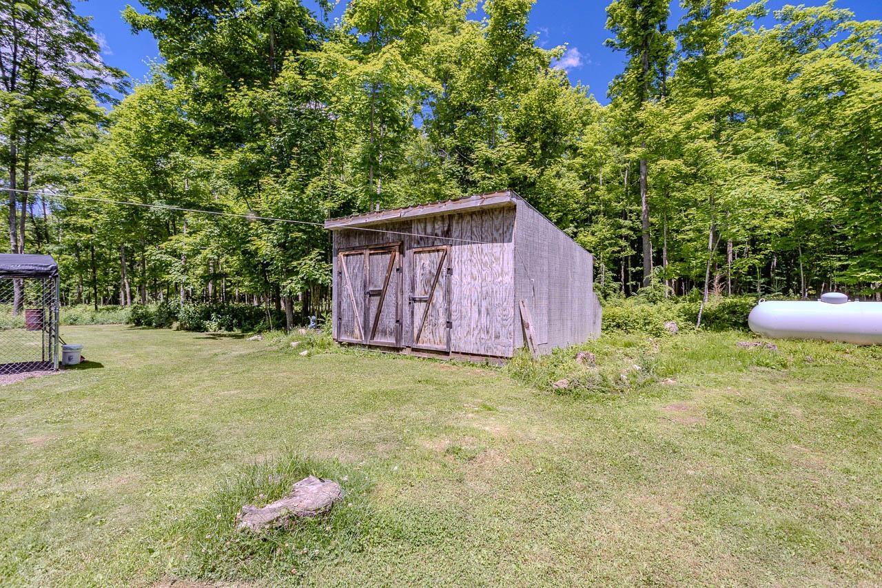 W5608 COYOTE TRL, Tomahawk, Wisconsin 54487, 2 Bedrooms Bedrooms, ,1 BathroomBathrooms,Residential,For Sale,W5608 COYOTE TRL,22602933