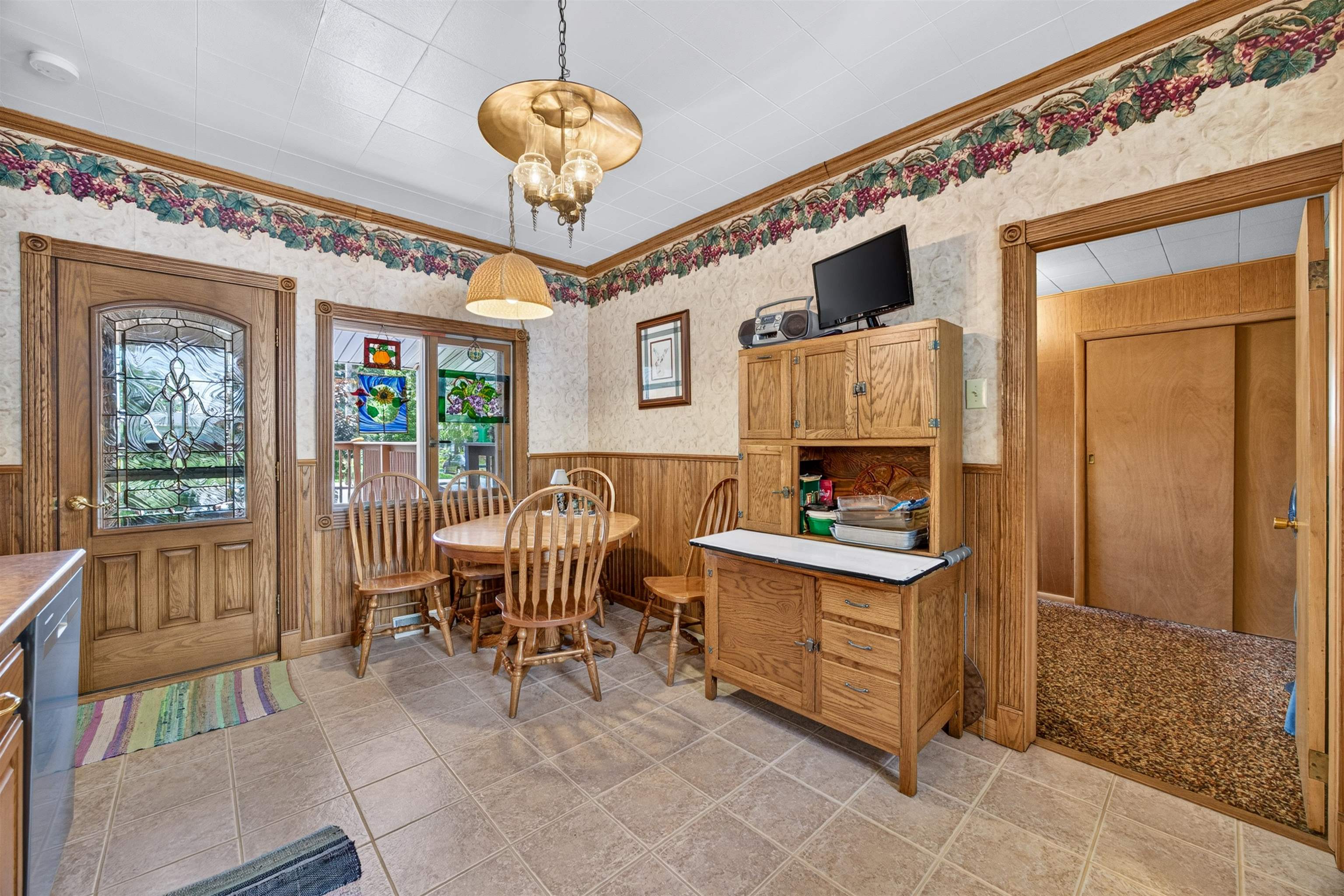 1000 WISCONSIN STREET, Stevens Point, Wisconsin 54481, 3 Bedrooms Bedrooms, ,1 BathroomBathrooms,Residential,For Sale,1000 WISCONSIN STREET,22602938