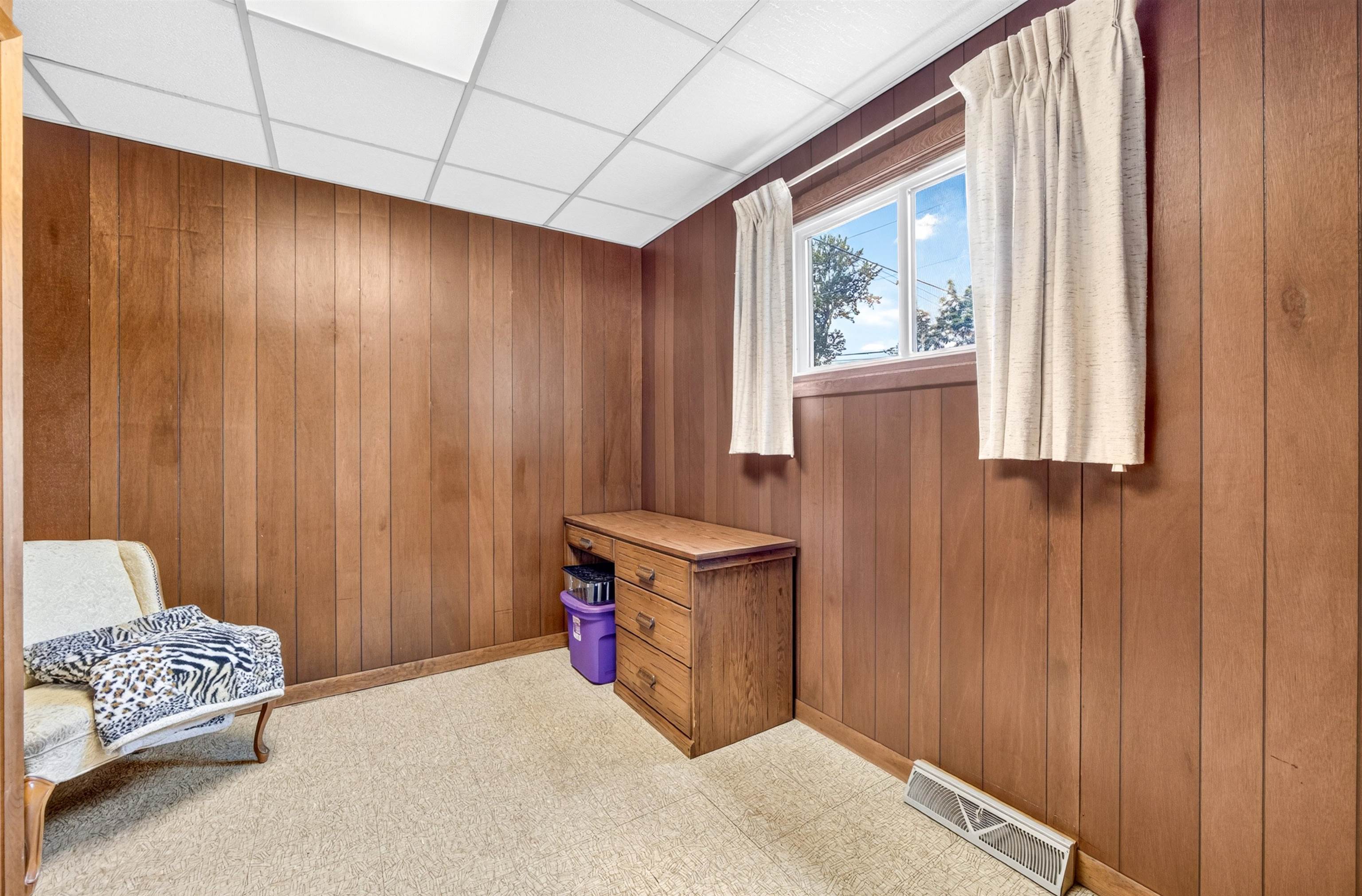 1000 WISCONSIN STREET, Stevens Point, Wisconsin 54481, 3 Bedrooms Bedrooms, ,1 BathroomBathrooms,Residential,For Sale,1000 WISCONSIN STREET,22602938