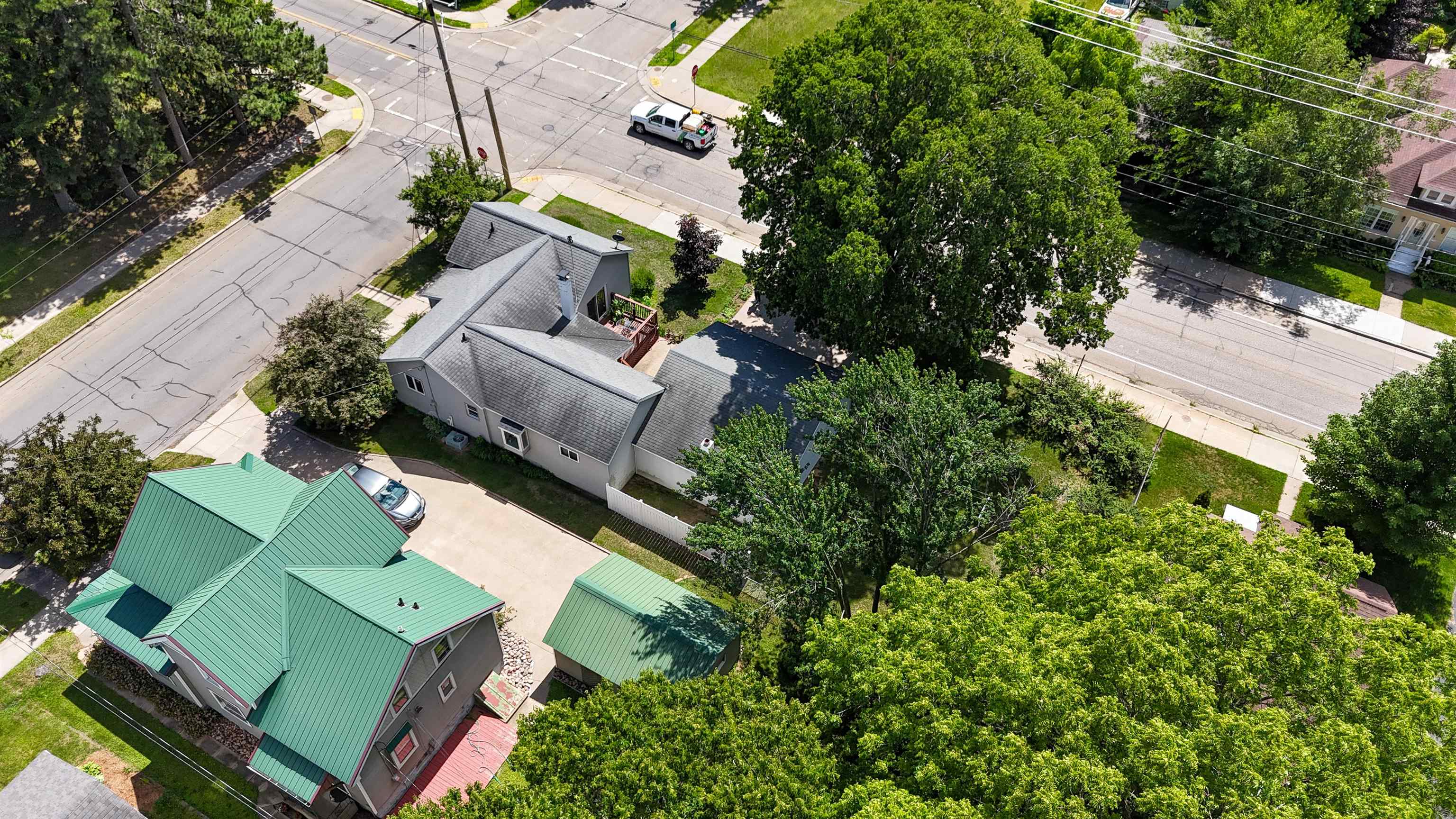 1000 WISCONSIN STREET, Stevens Point, Wisconsin 54481, 3 Bedrooms Bedrooms, ,1 BathroomBathrooms,Residential,For Sale,1000 WISCONSIN STREET,22602938