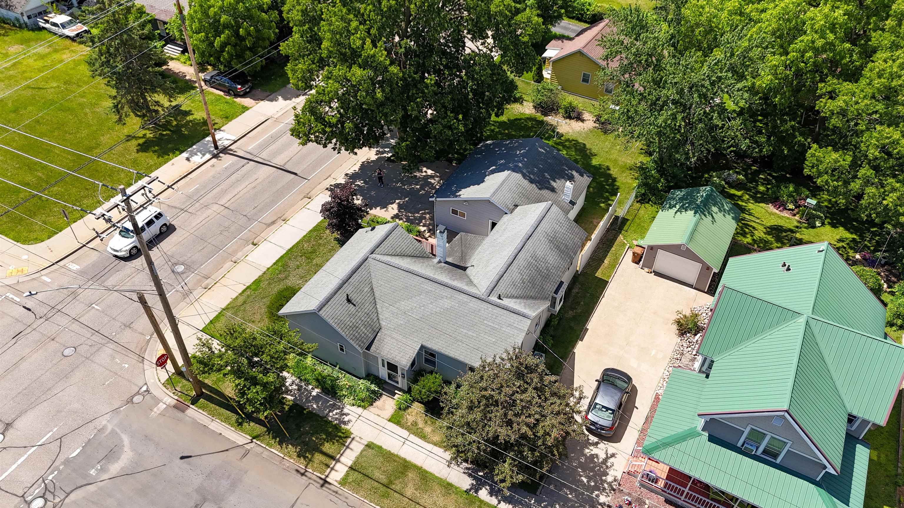 1000 WISCONSIN STREET, Stevens Point, Wisconsin 54481, 3 Bedrooms Bedrooms, ,1 BathroomBathrooms,Residential,For Sale,1000 WISCONSIN STREET,22602938