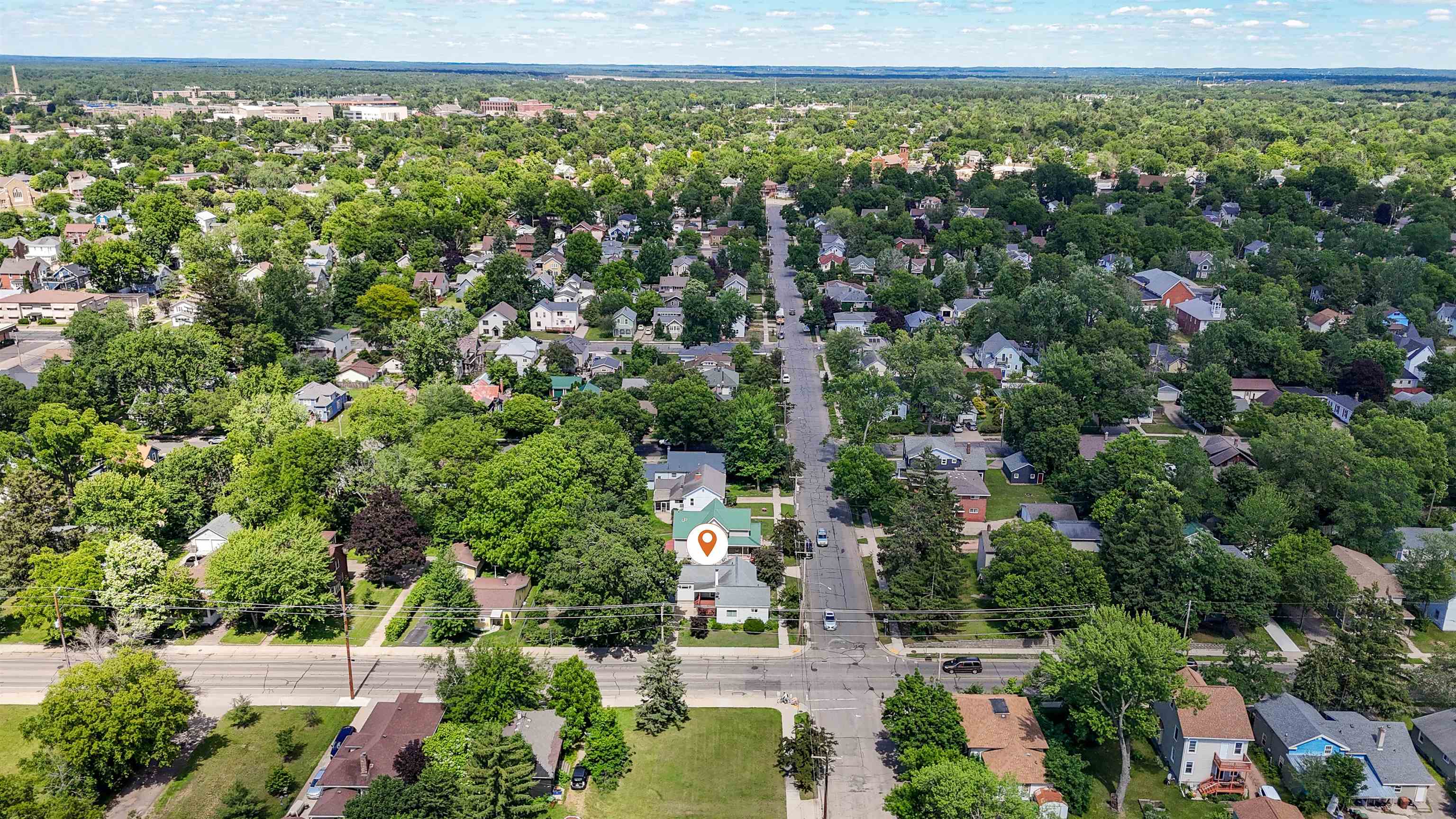 1000 WISCONSIN STREET, Stevens Point, Wisconsin 54481, 3 Bedrooms Bedrooms, ,1 BathroomBathrooms,Residential,For Sale,1000 WISCONSIN STREET,22602938