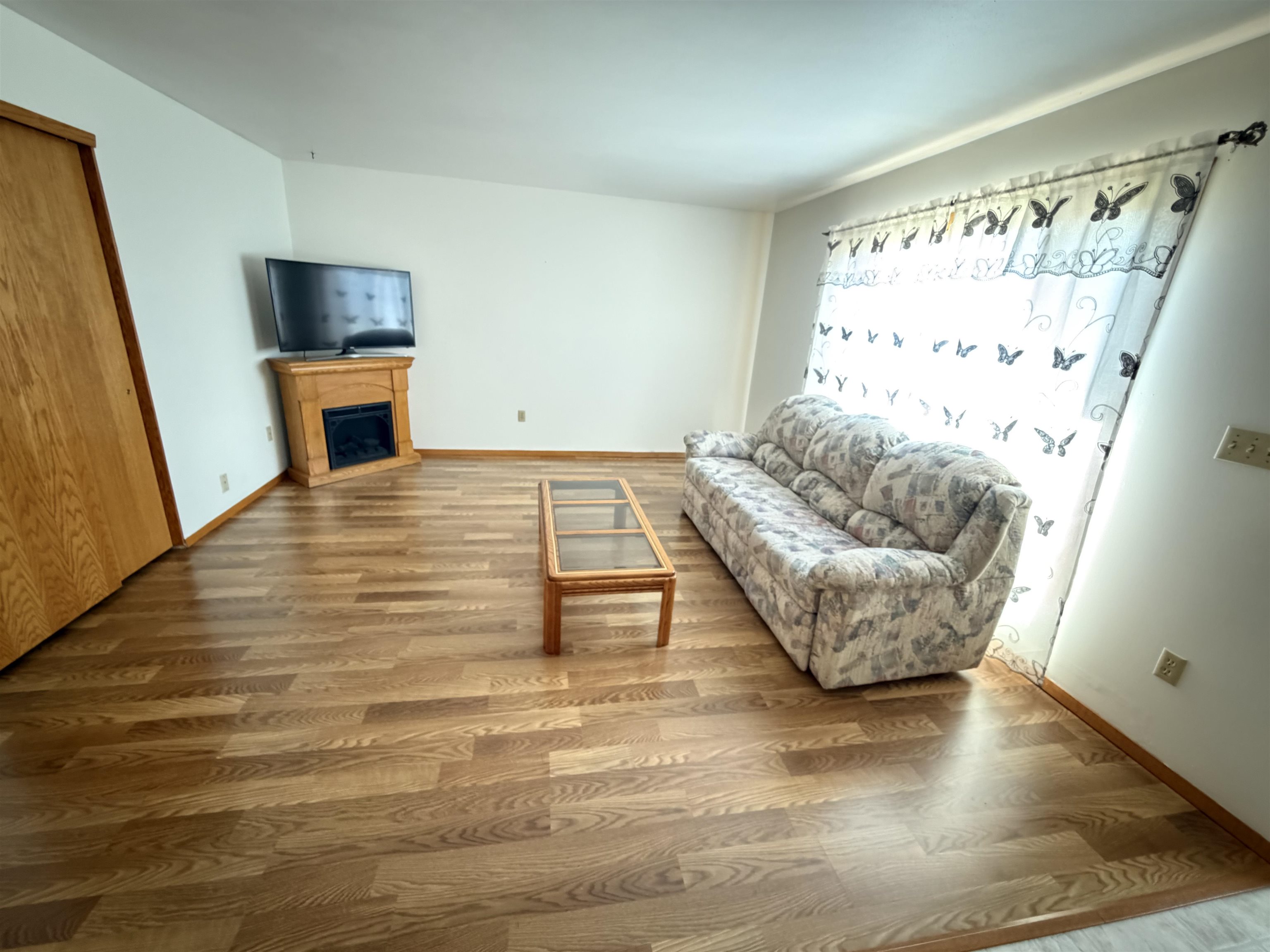 106 S 6TH STREET, Colby, Wisconsin 54421, 3 Bedrooms Bedrooms, ,1 BathroomBathrooms,Residential,For Sale,106 S 6TH STREET,22602943