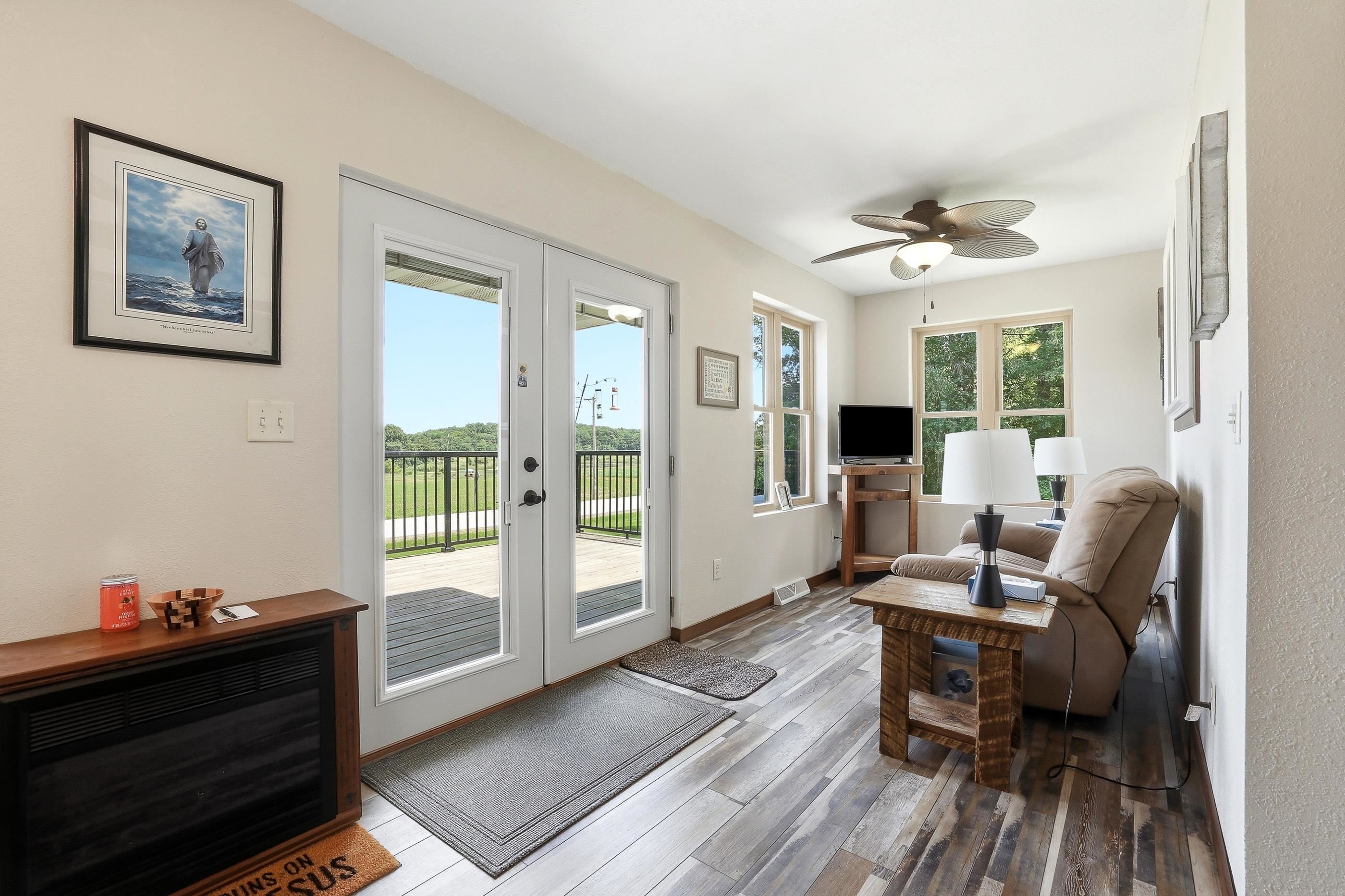 N4825 COUNTY ROAD Q, Waupaca, Wisconsin 54981, 4 Bedrooms Bedrooms, ,2 BathroomsBathrooms,Residential,For Sale,N4825 COUNTY ROAD Q,22602946