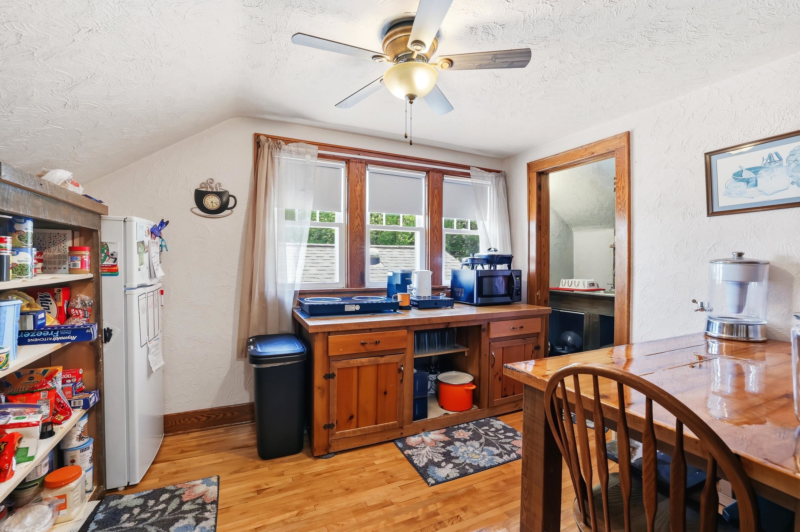 N4825 COUNTY ROAD Q, Waupaca, Wisconsin 54981, 4 Bedrooms Bedrooms, ,2 BathroomsBathrooms,Residential,For Sale,N4825 COUNTY ROAD Q,22602946