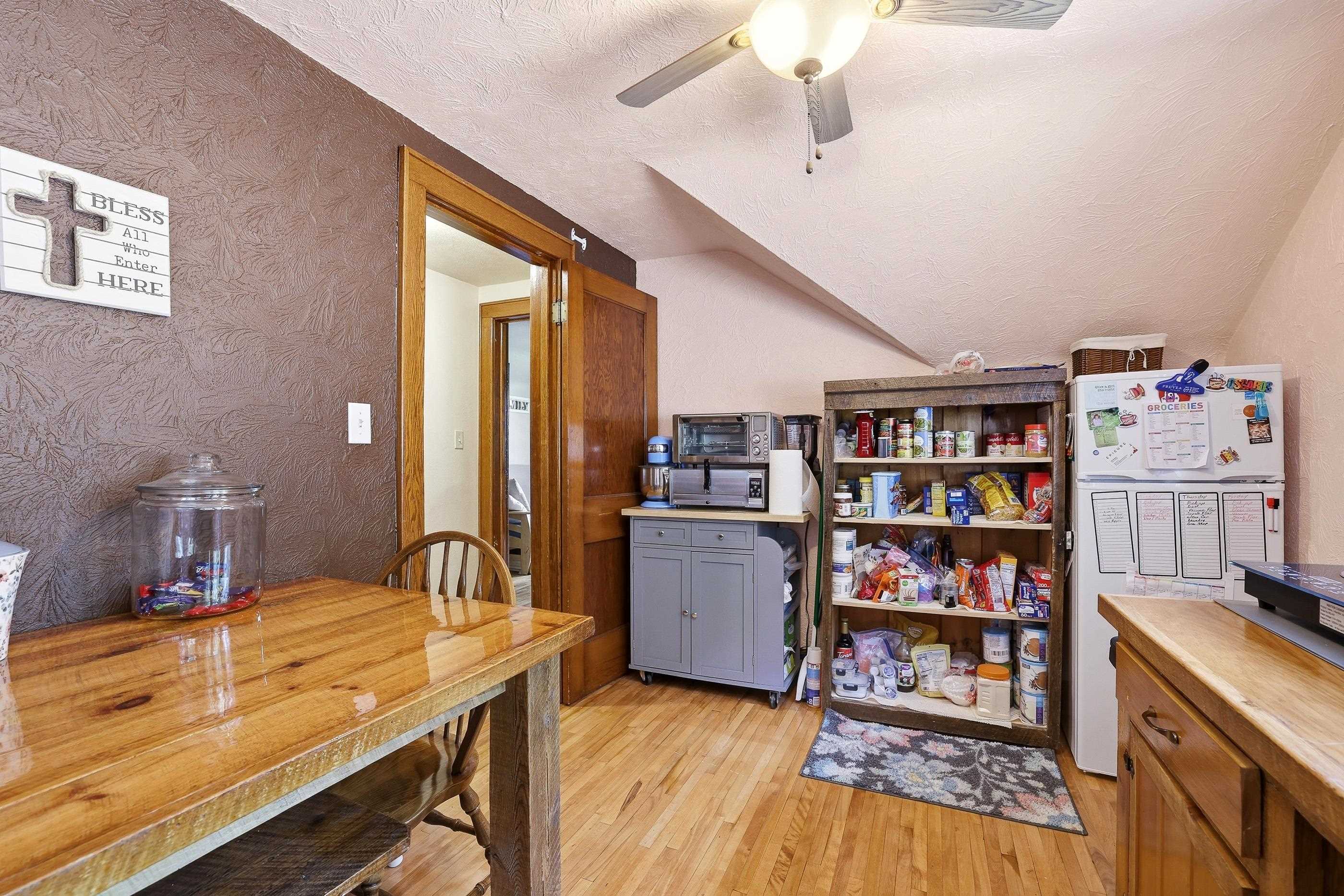 N4825 COUNTY ROAD Q, Waupaca, Wisconsin 54981, 4 Bedrooms Bedrooms, ,2 BathroomsBathrooms,Residential,For Sale,N4825 COUNTY ROAD Q,22602946