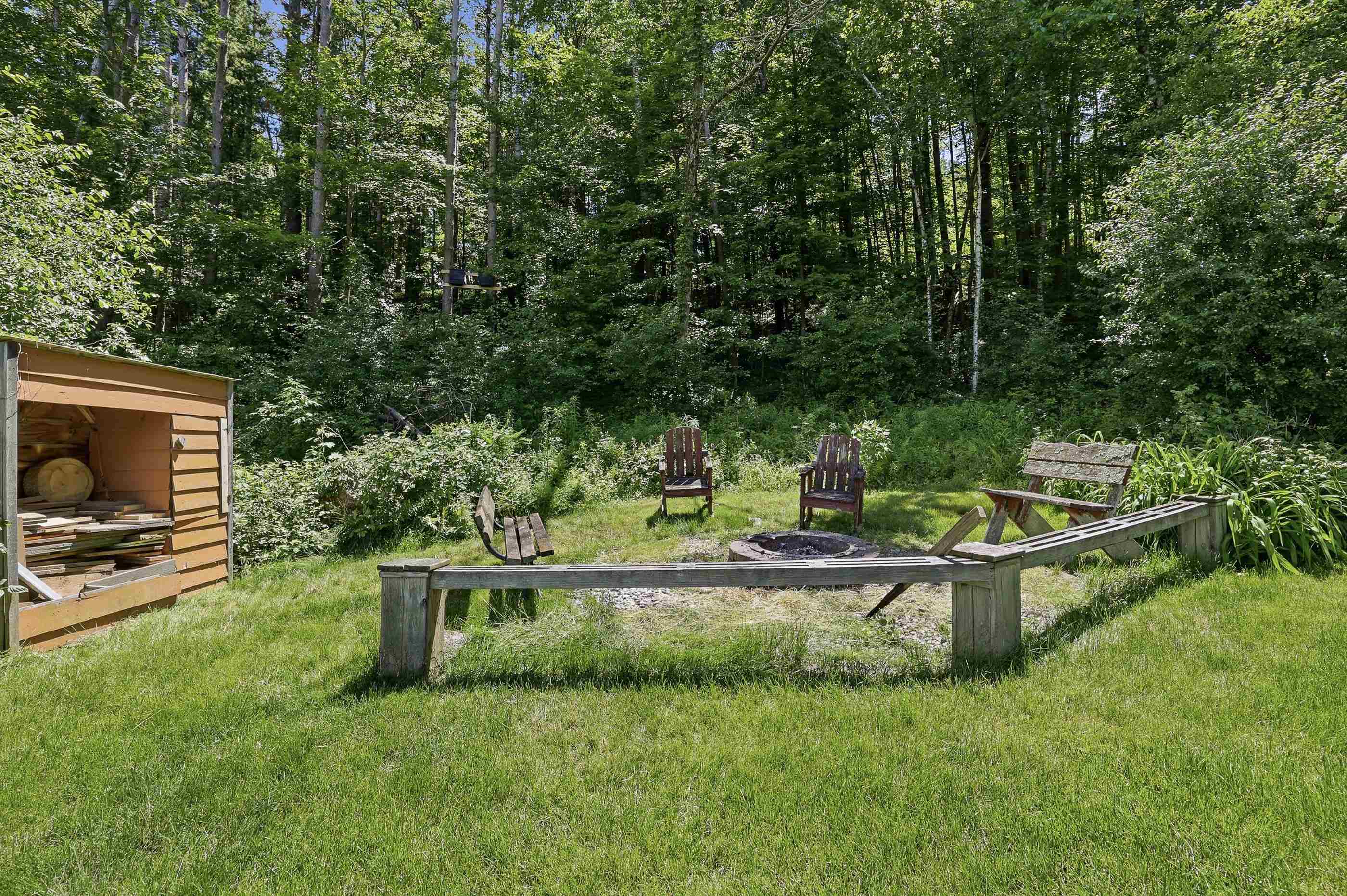 N4825 COUNTY ROAD Q, Waupaca, Wisconsin 54981, 4 Bedrooms Bedrooms, ,2 BathroomsBathrooms,Residential,For Sale,N4825 COUNTY ROAD Q,22602946
