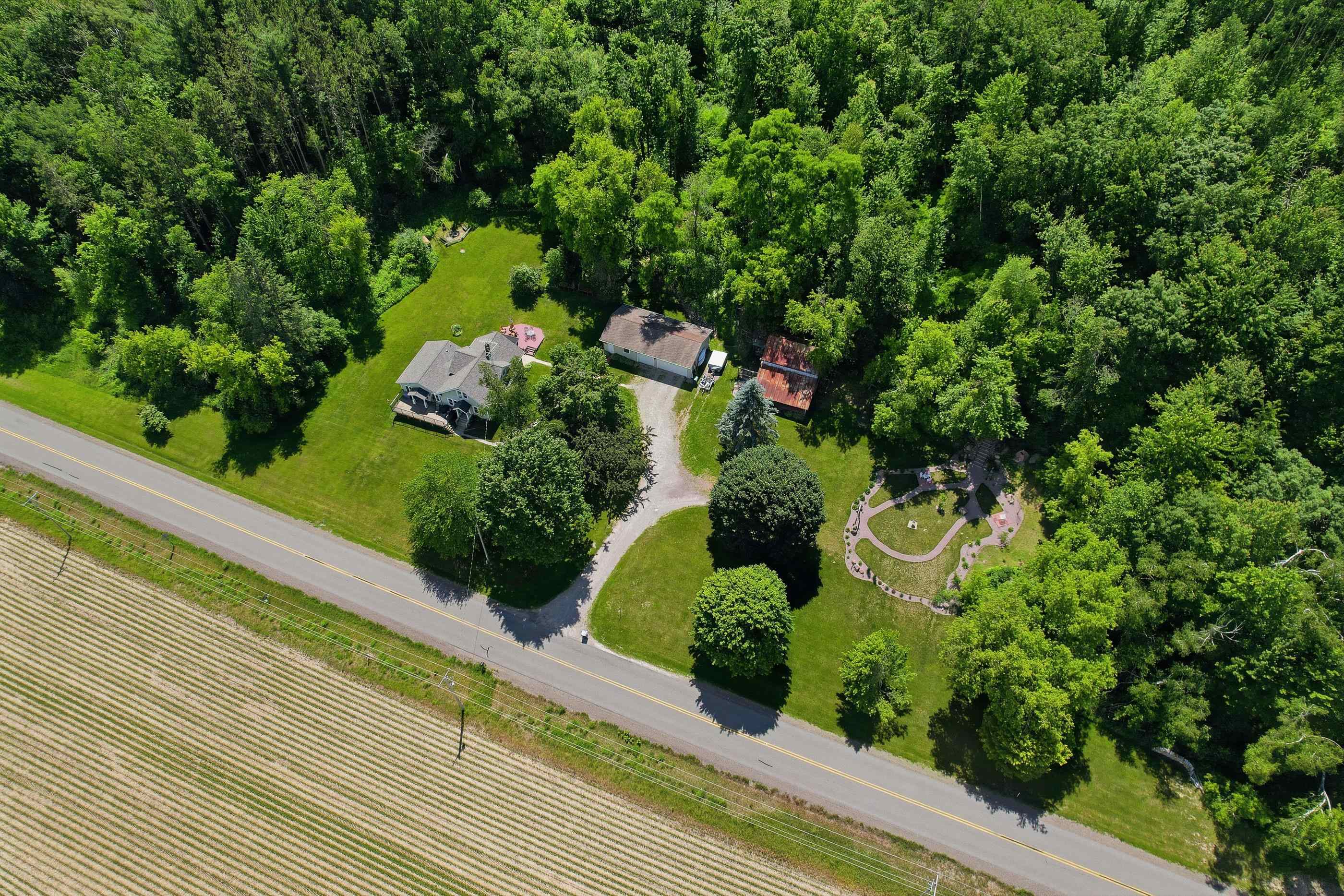 N4825 COUNTY ROAD Q, Waupaca, Wisconsin 54981, 4 Bedrooms Bedrooms, ,2 BathroomsBathrooms,Residential,For Sale,N4825 COUNTY ROAD Q,22602946