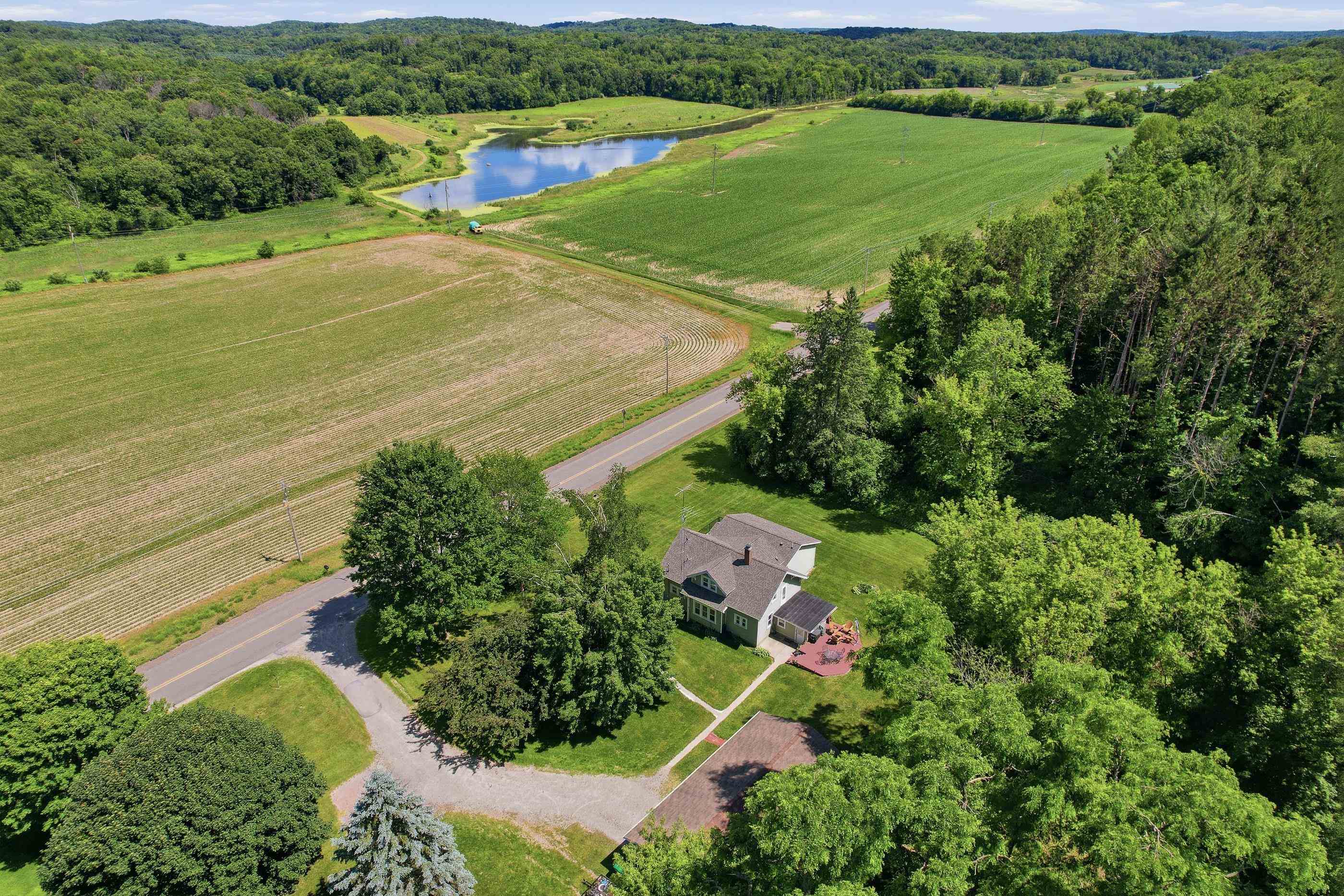 N4825 COUNTY ROAD Q, Waupaca, Wisconsin 54981, 4 Bedrooms Bedrooms, ,2 BathroomsBathrooms,Residential,For Sale,N4825 COUNTY ROAD Q,22602946