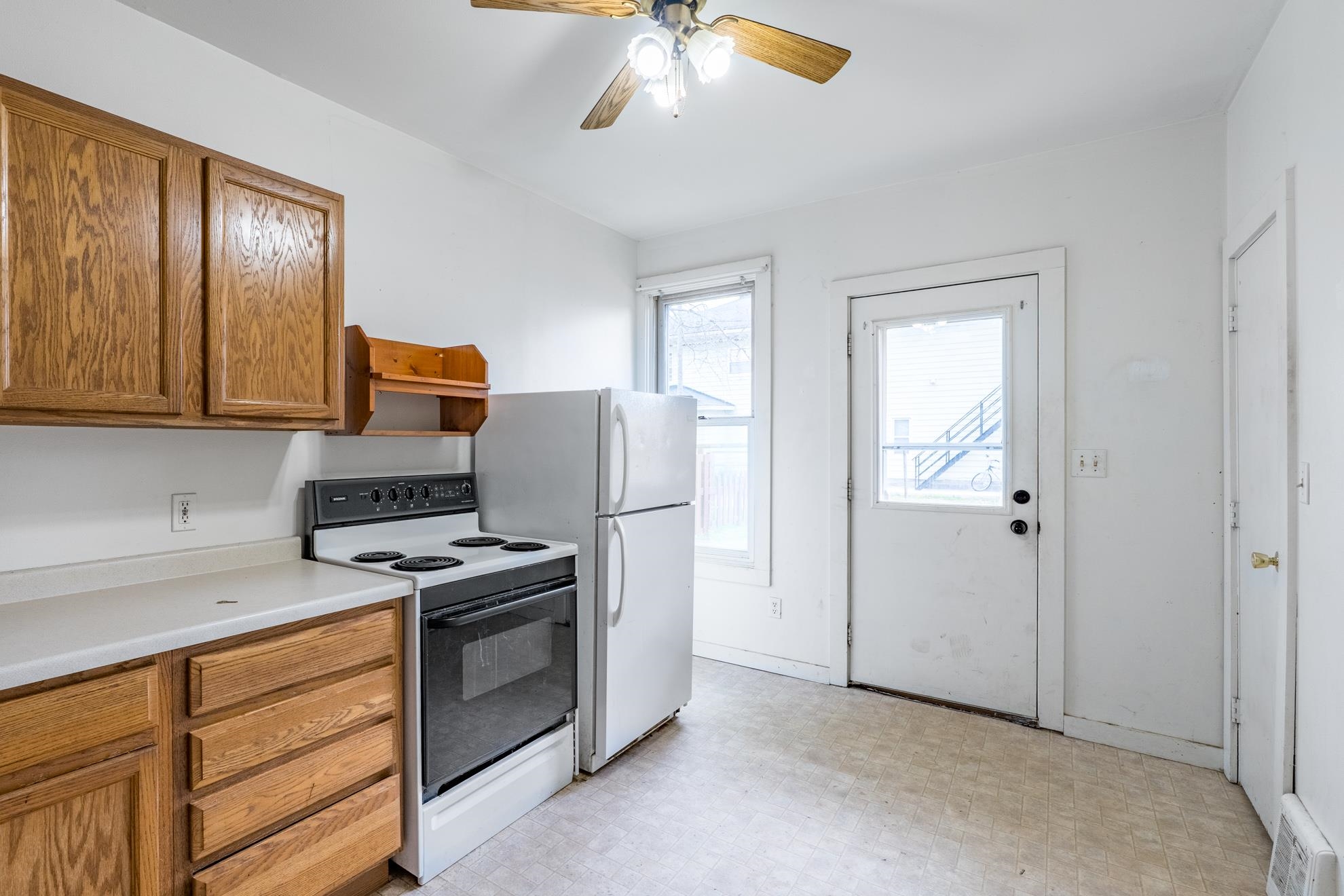 111 POLK STREET, Merrill, Wisconsin 54452, 1 Bedroom Bedrooms, ,1 BathroomBathrooms,Multi-family,For Sale,111 POLK STREET,22602947