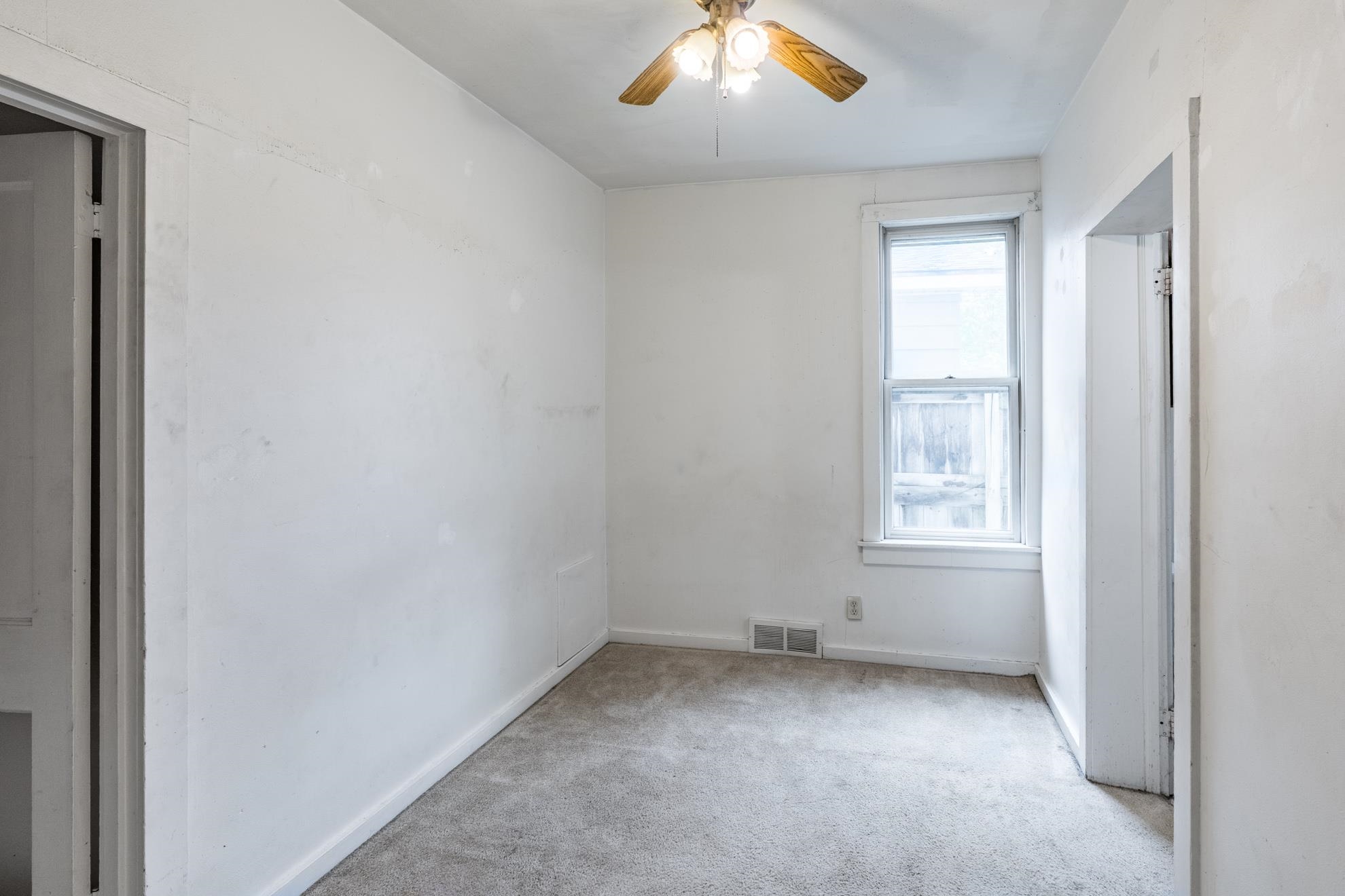 111 POLK STREET, Merrill, Wisconsin 54452, 1 Bedroom Bedrooms, ,1 BathroomBathrooms,Multi-family,For Sale,111 POLK STREET,22602947
