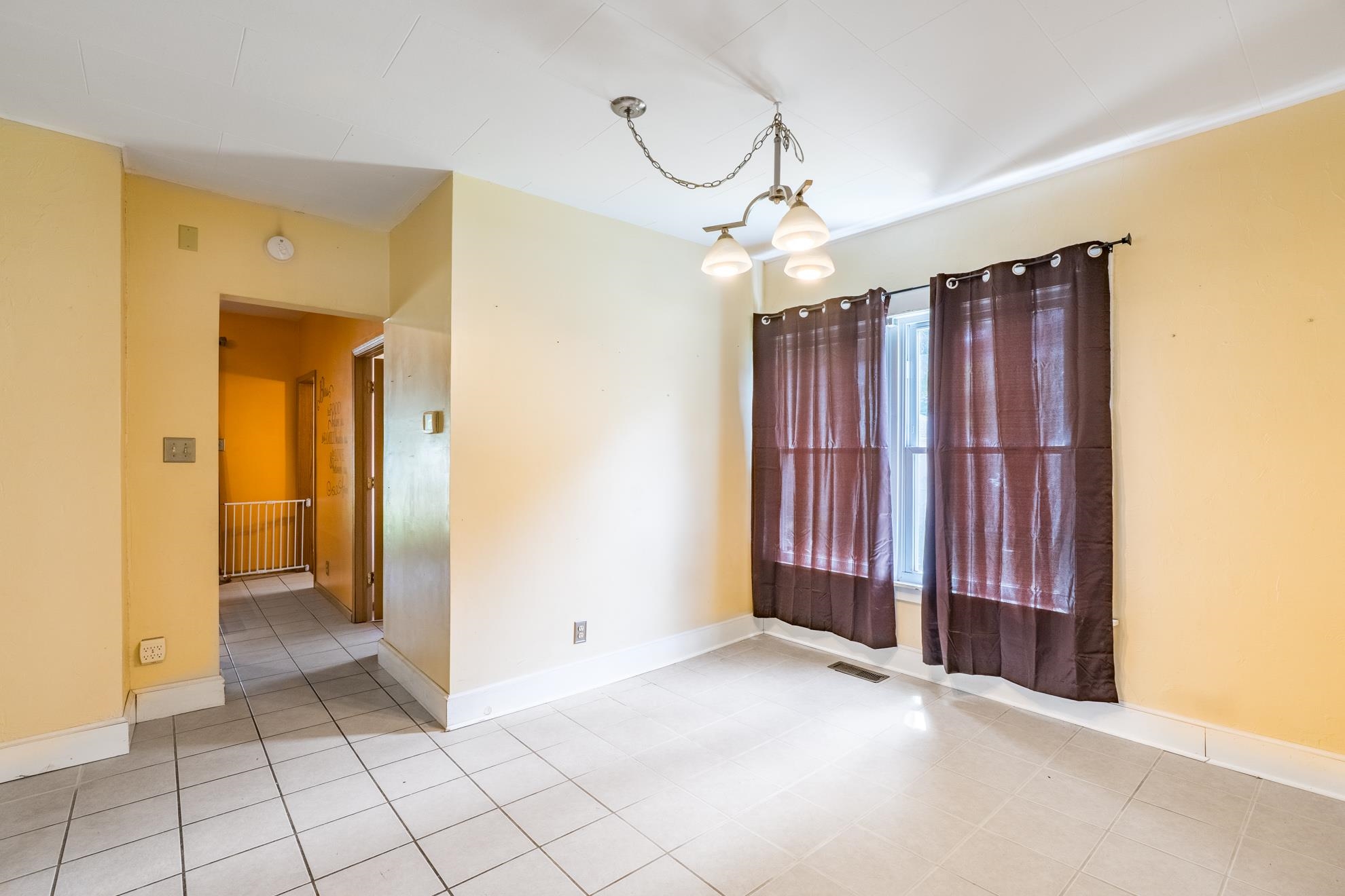 2513 GOWEN STREET, Wausau, Wisconsin 54403, 3 Bedrooms Bedrooms, ,2 BathroomsBathrooms,Residential,For Sale,2513 GOWEN STREET,22602949