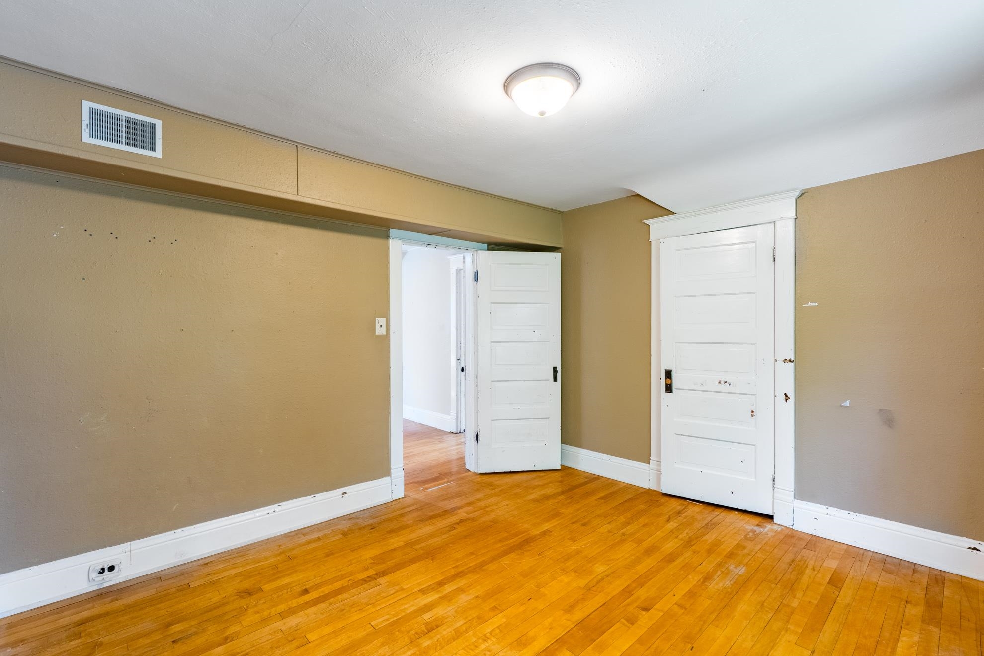 2513 GOWEN STREET, Wausau, Wisconsin 54403, 3 Bedrooms Bedrooms, ,2 BathroomsBathrooms,Residential,For Sale,2513 GOWEN STREET,22602949