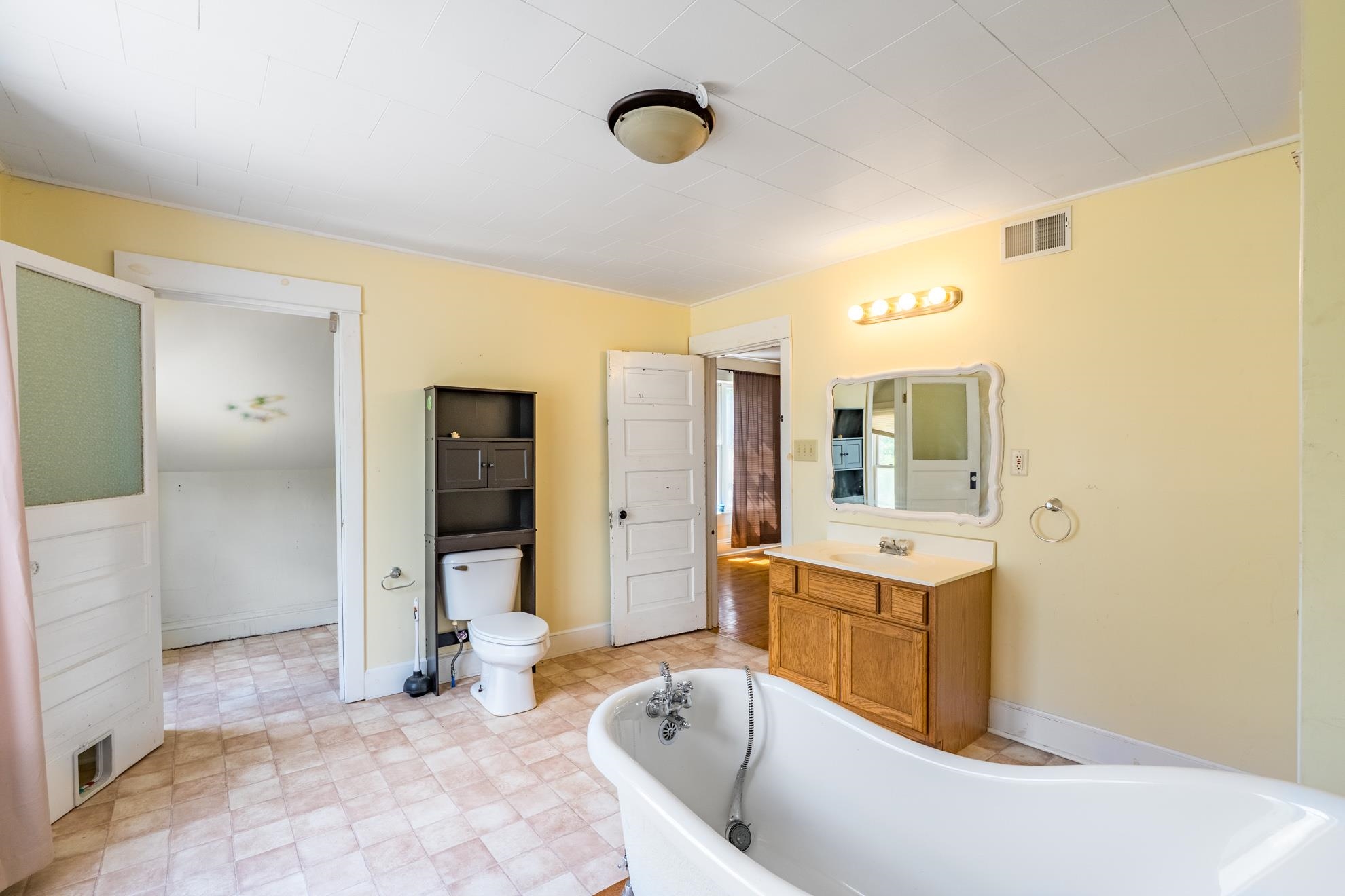 2513 GOWEN STREET, Wausau, Wisconsin 54403, 3 Bedrooms Bedrooms, ,2 BathroomsBathrooms,Residential,For Sale,2513 GOWEN STREET,22602949