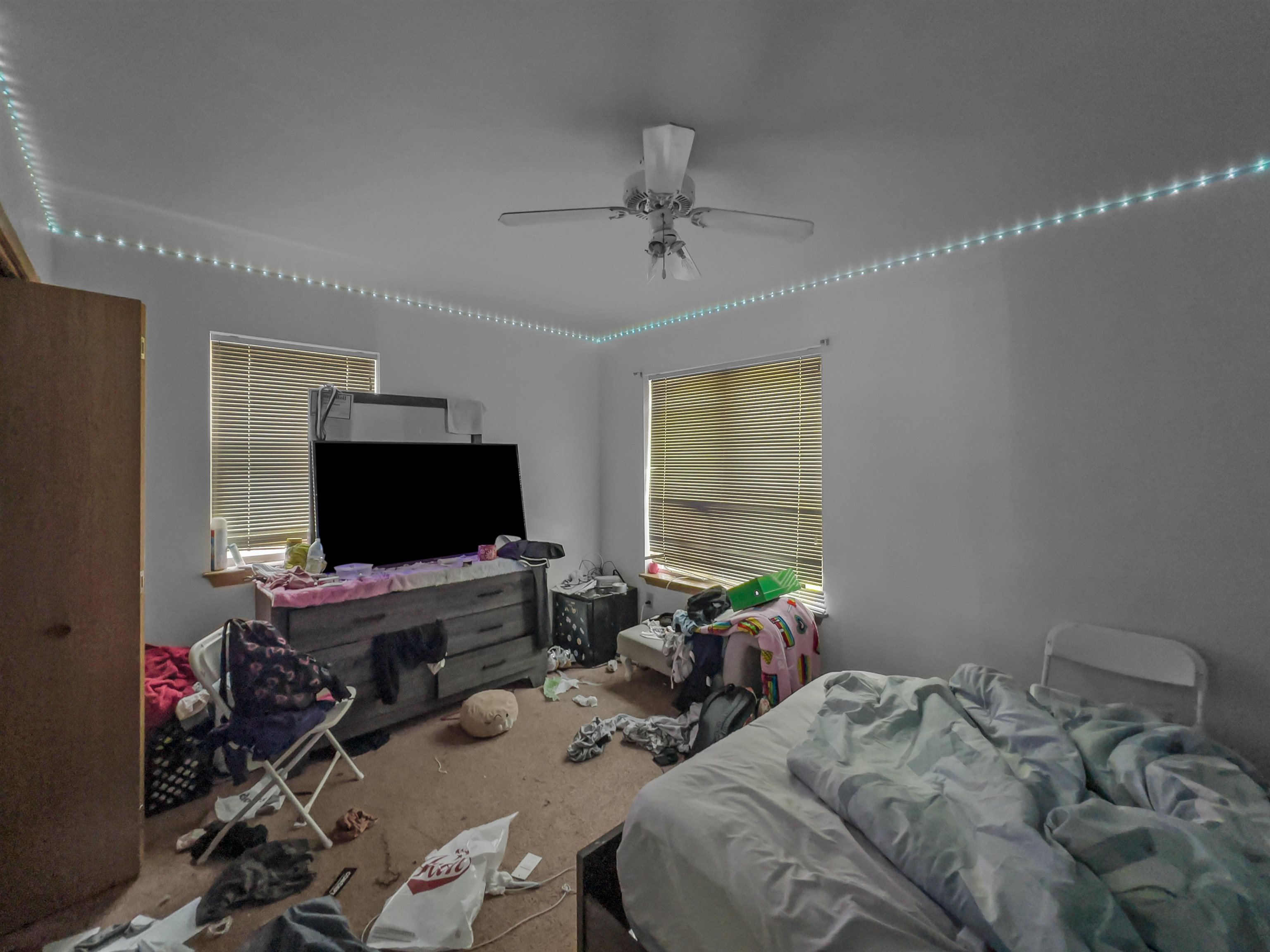 2850 N 21ST STREET, Milwaukee, Wisconsin 53206-1607, 4 Bedrooms Bedrooms, ,2 BathroomsBathrooms,Residential,For Sale,2850 N 21ST STREET,22602950