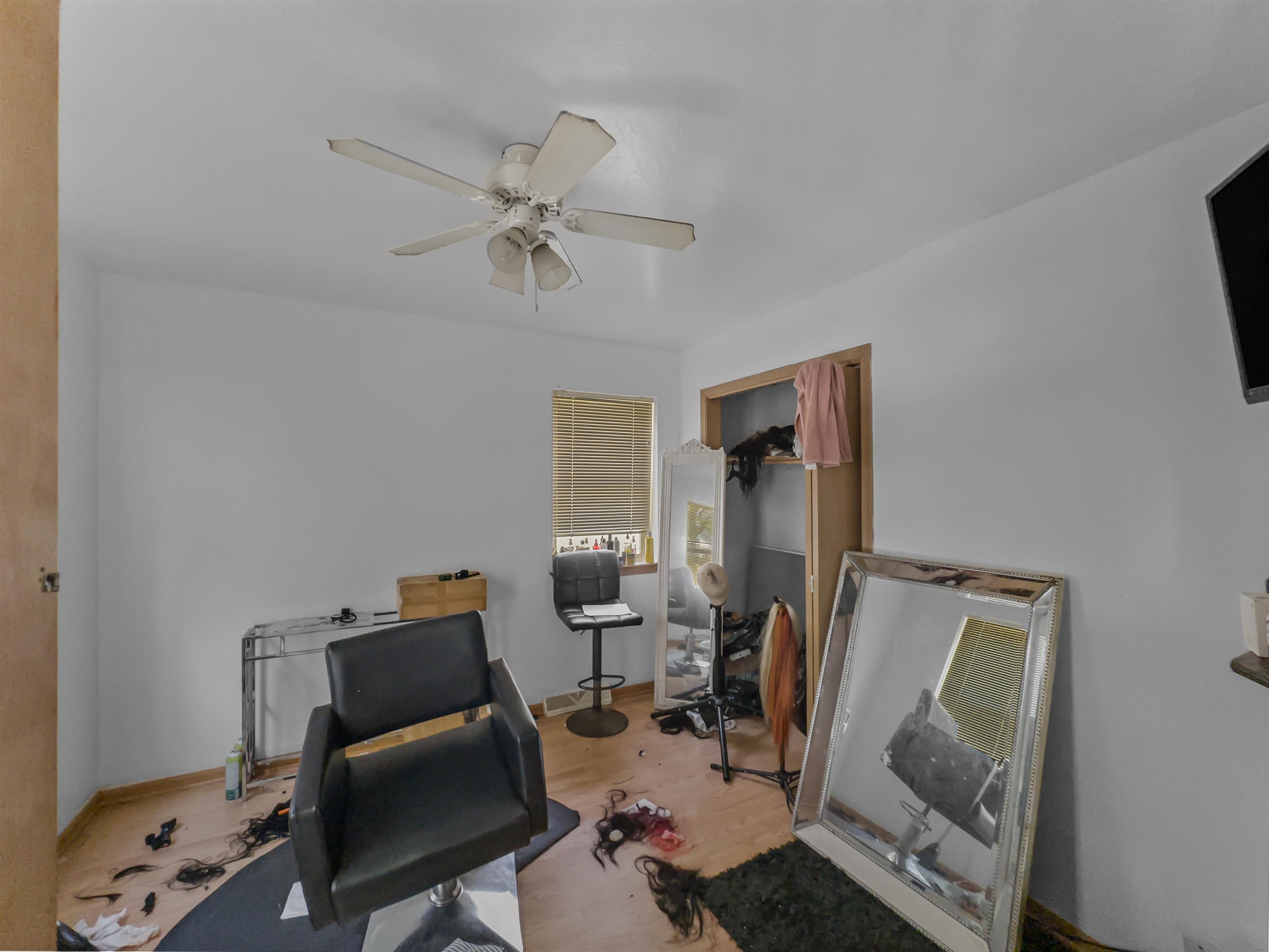 2850 N 21ST STREET, Milwaukee, Wisconsin 53206-1607, 4 Bedrooms Bedrooms, ,2 BathroomsBathrooms,Residential,For Sale,2850 N 21ST STREET,22602950