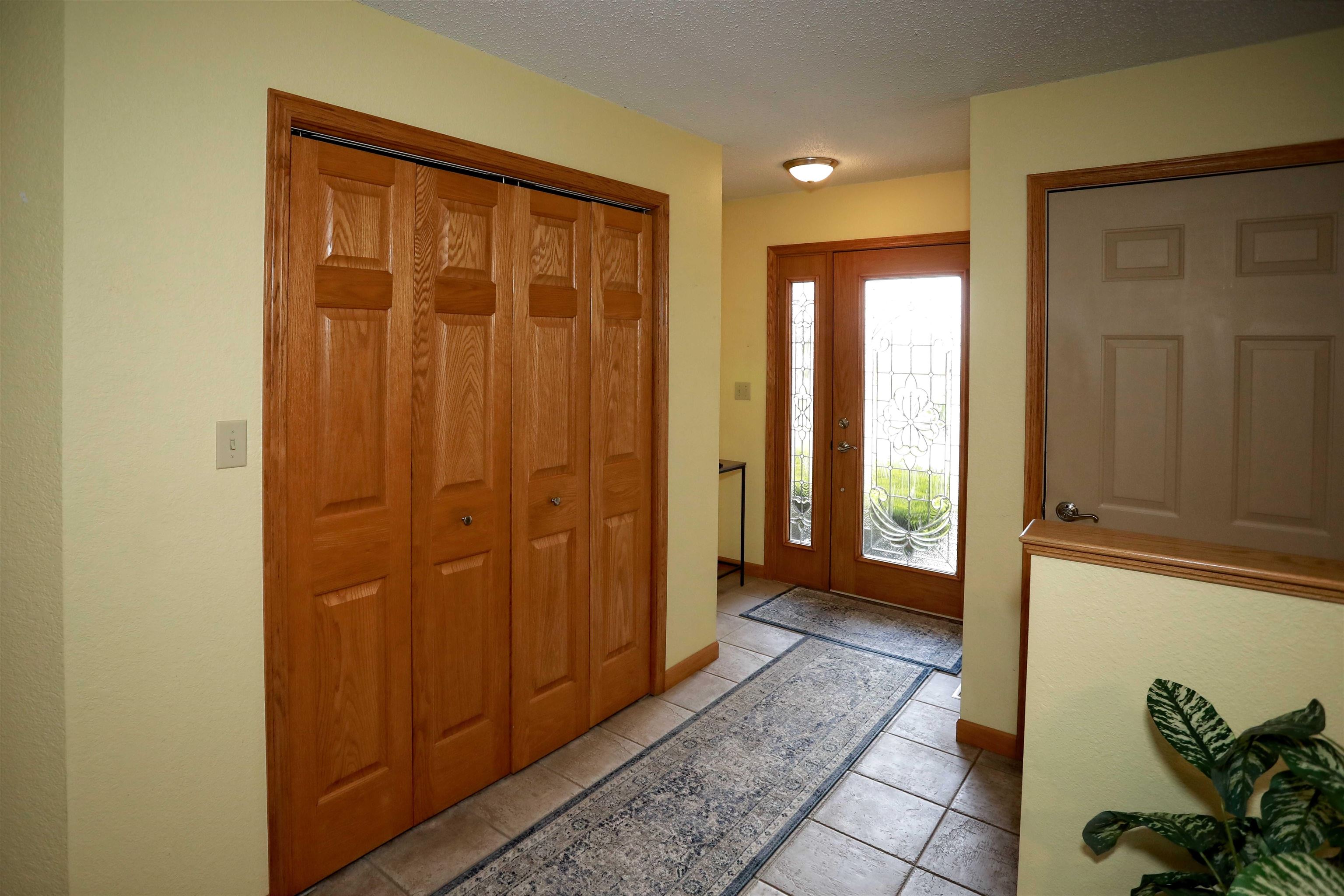 1424 OXBOW ROAD, Stevens Point, Wisconsin 54482, 3 Bedrooms Bedrooms, ,3 BathroomsBathrooms,Residential,For Sale,1424 OXBOW ROAD,22602951