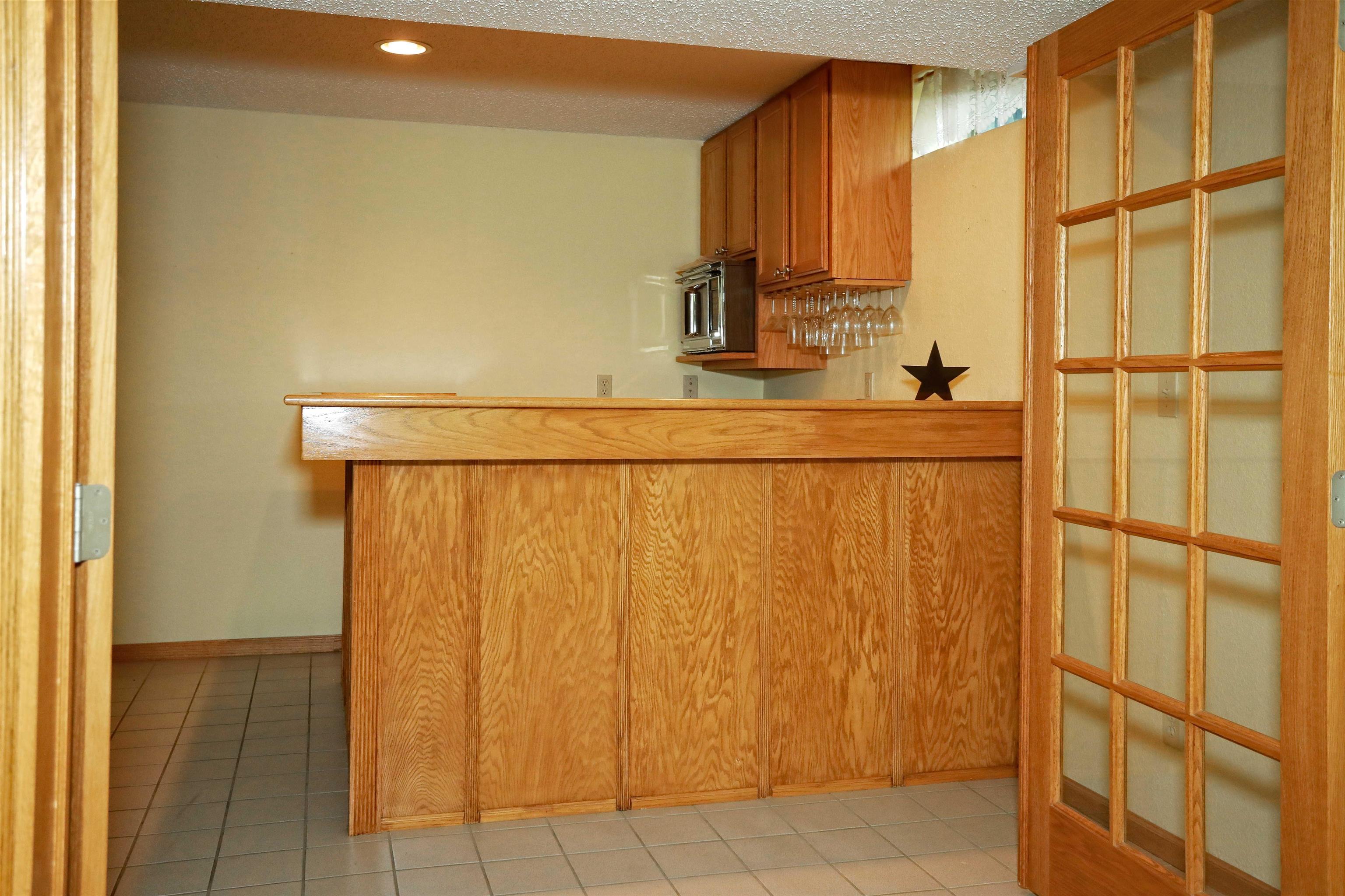 1424 OXBOW ROAD, Stevens Point, Wisconsin 54482, 3 Bedrooms Bedrooms, ,3 BathroomsBathrooms,Residential,For Sale,1424 OXBOW ROAD,22602951