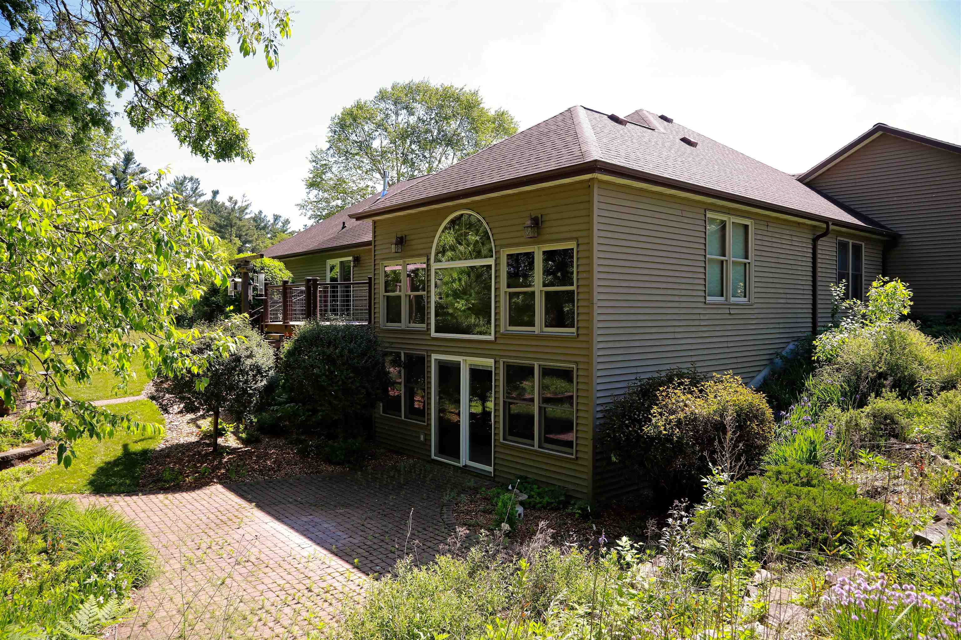 1424 OXBOW ROAD, Stevens Point, Wisconsin 54482, 3 Bedrooms Bedrooms, ,3 BathroomsBathrooms,Residential,For Sale,1424 OXBOW ROAD,22602951