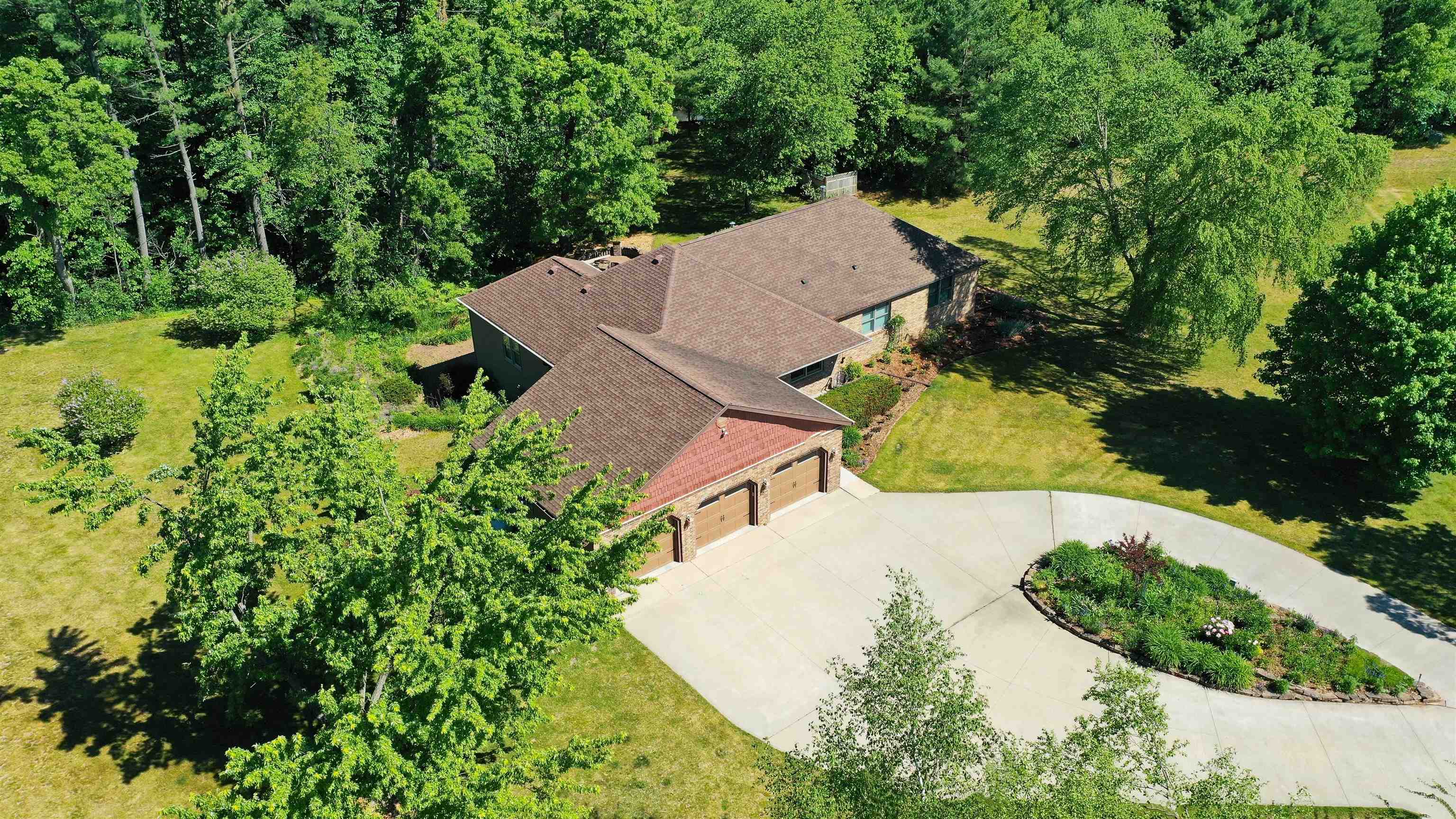 1424 OXBOW ROAD, Stevens Point, Wisconsin 54482, 3 Bedrooms Bedrooms, ,3 BathroomsBathrooms,Residential,For Sale,1424 OXBOW ROAD,22602951