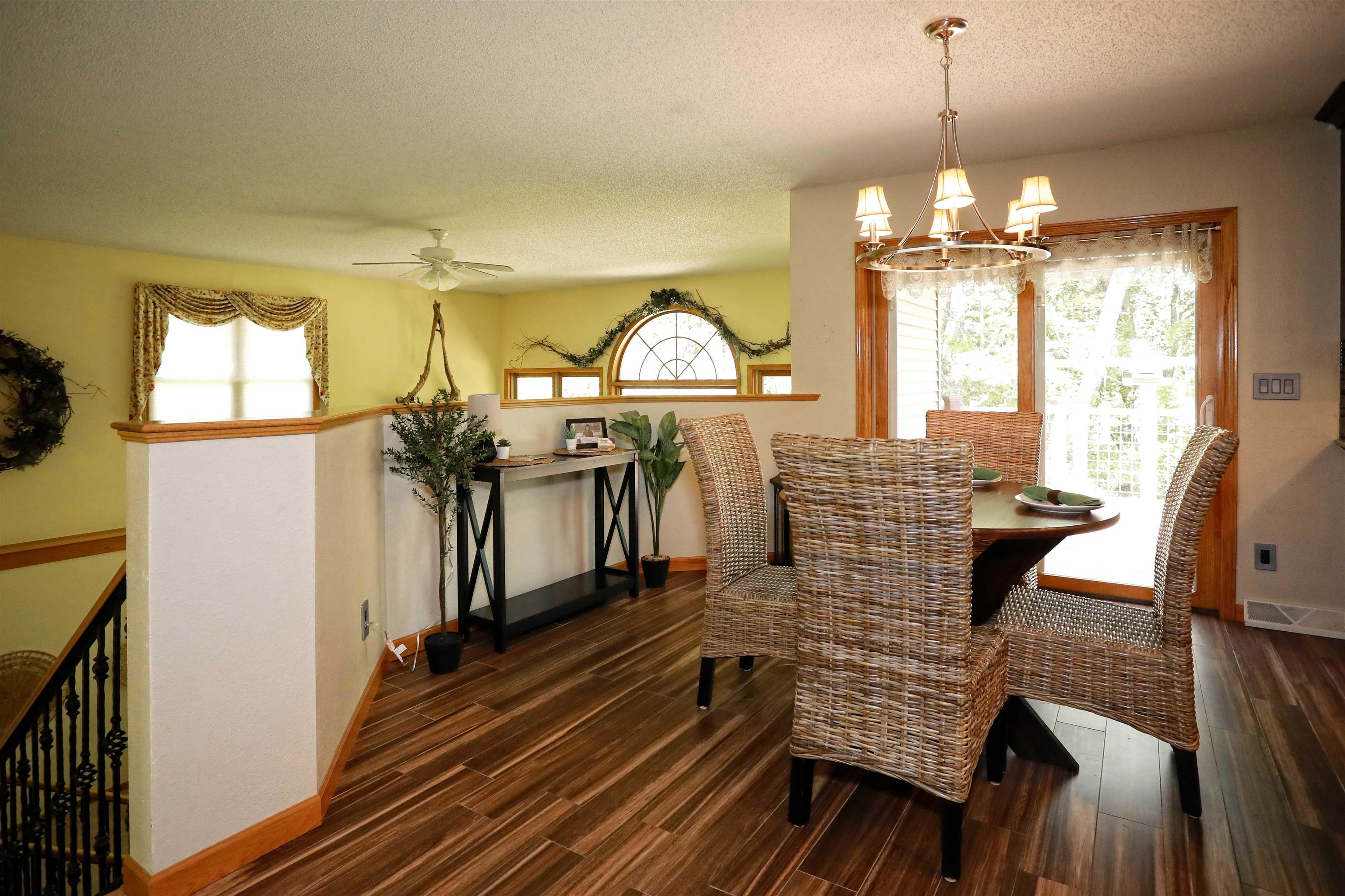 1424 OXBOW ROAD, Stevens Point, Wisconsin 54482, 3 Bedrooms Bedrooms, ,3 BathroomsBathrooms,Residential,For Sale,1424 OXBOW ROAD,22602951
