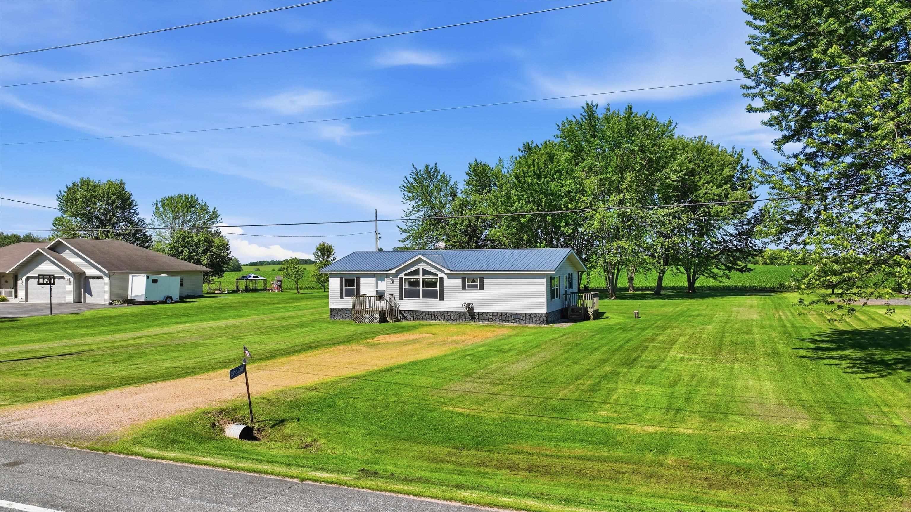 206138 COUNTY ROAD M, Stratford, Wisconsin 54484, 3 Bedrooms Bedrooms, ,2 BathroomsBathrooms,Residential,For Sale,206138 COUNTY ROAD M,22602954