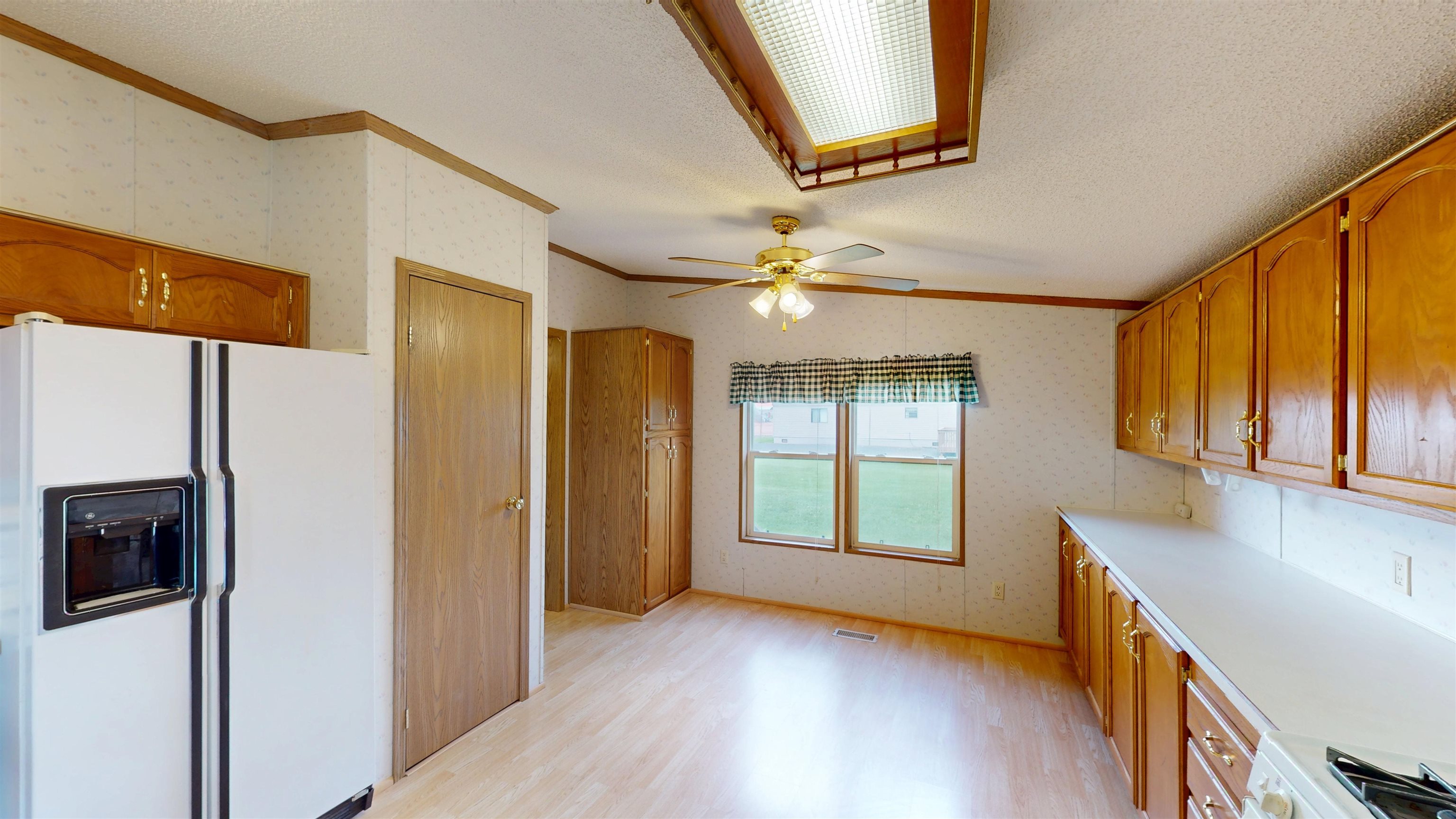 206138 COUNTY ROAD M, Stratford, Wisconsin 54484, 3 Bedrooms Bedrooms, ,2 BathroomsBathrooms,Residential,For Sale,206138 COUNTY ROAD M,22602954