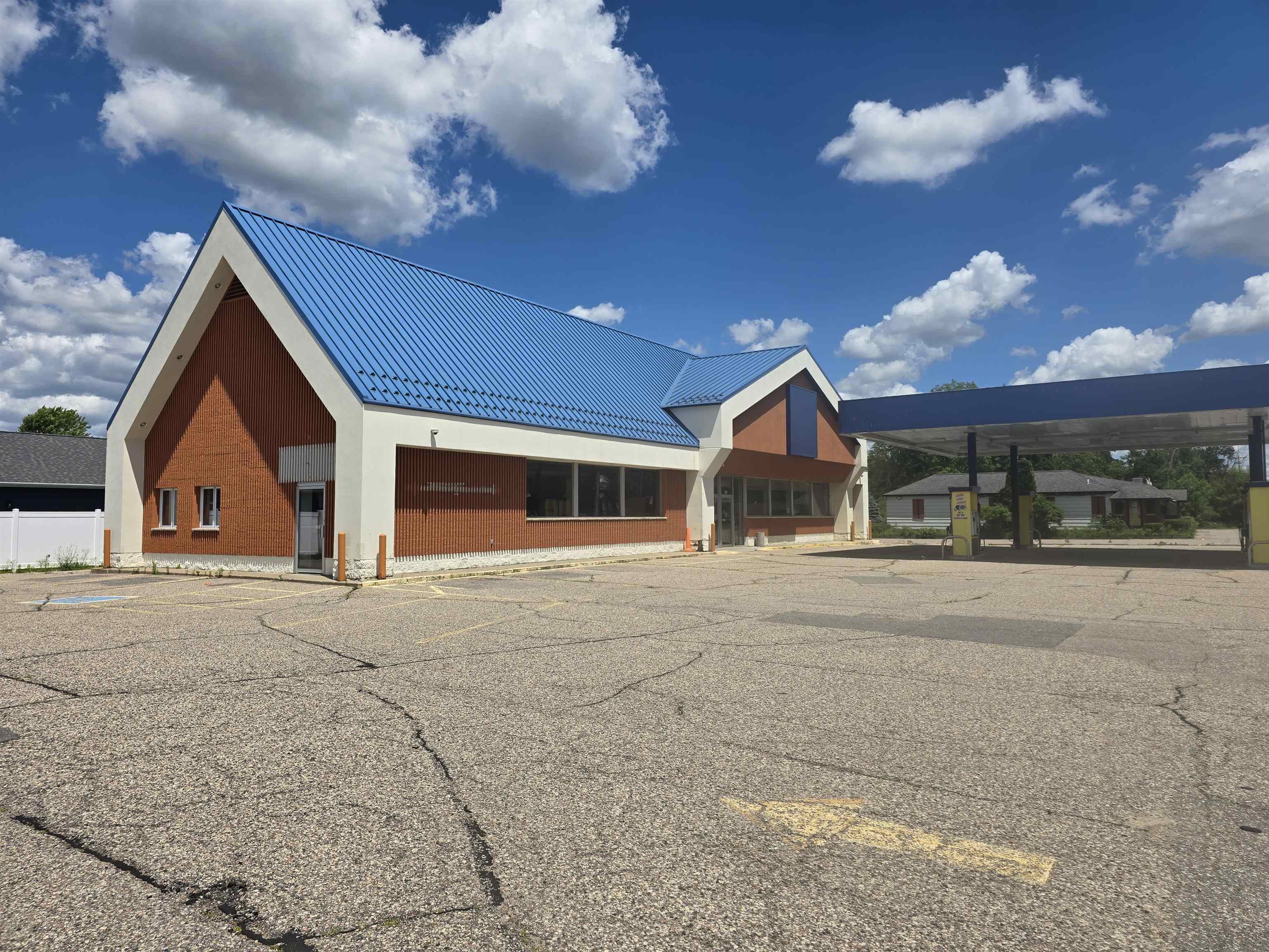28 PARK RIDGE DRIVE, Stevens Point, Wisconsin 54481, ,Commercial/industrial,For Rent,28 PARK RIDGE DRIVE,22602955