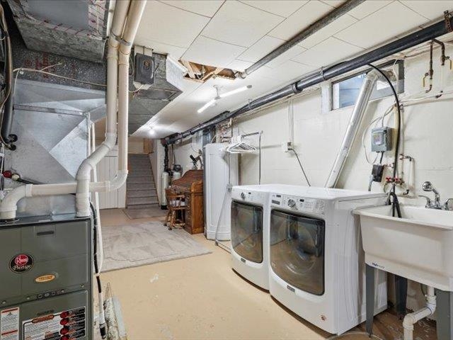 821 S DIVISION STREET, Colby, Wisconsin 54421, 2 Bedrooms Bedrooms, ,1 BathroomBathrooms,Residential,For Sale,821 S DIVISION STREET,22602975