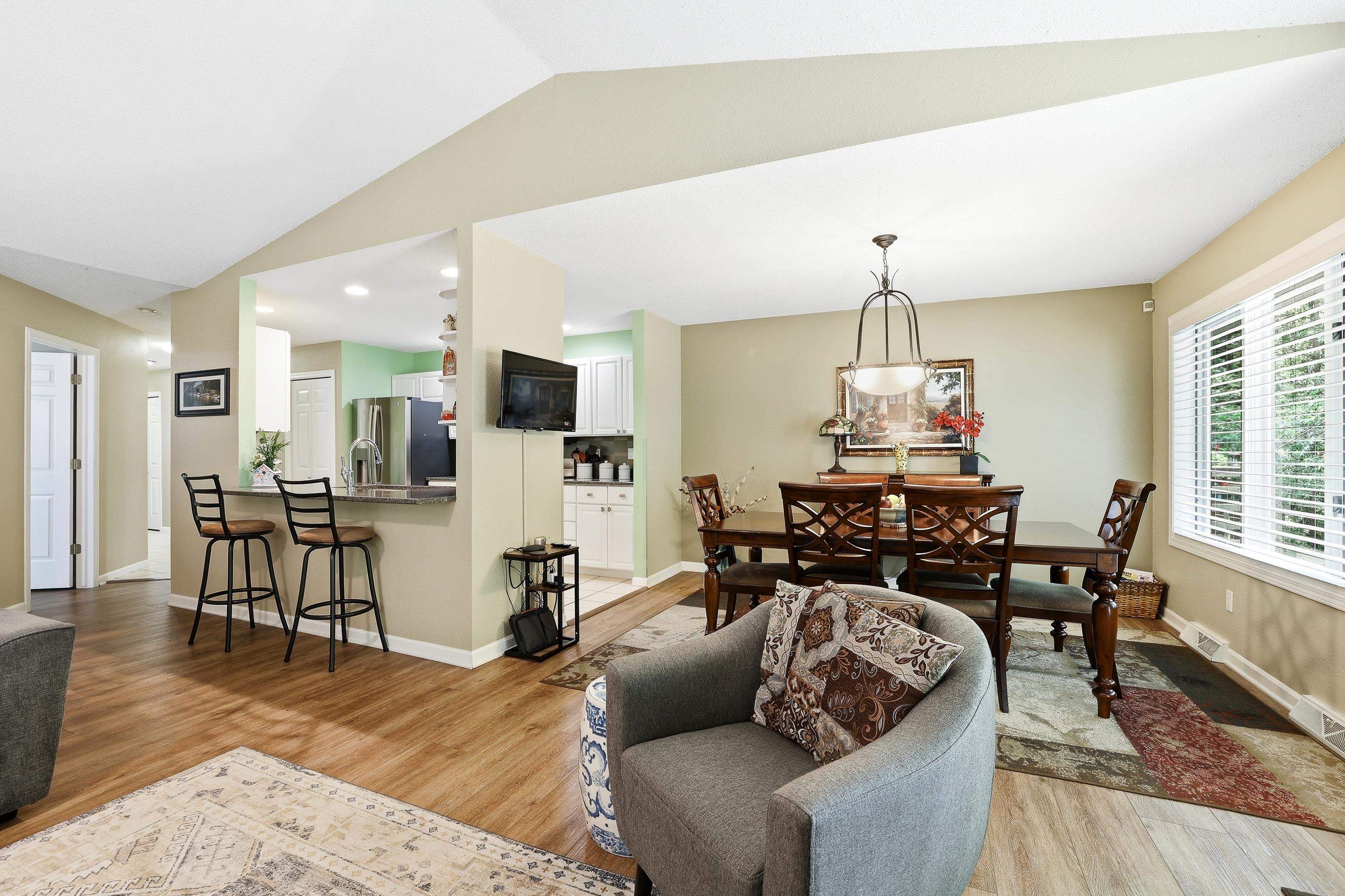 3301 YVONNE DRIVE, Stevens Point, Wisconsin 54481, 2 Bedrooms Bedrooms, ,2 BathroomsBathrooms,Residential,For Sale,3301 YVONNE DRIVE,22602976