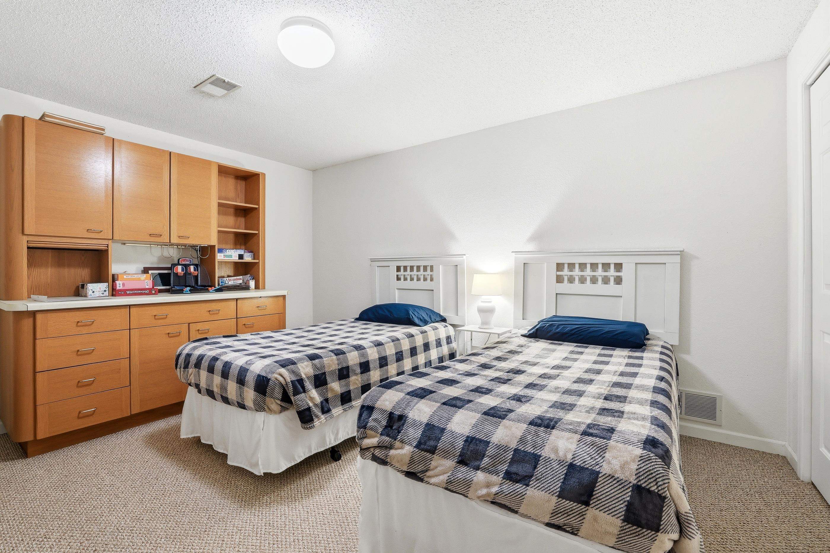 3301 YVONNE DRIVE, Stevens Point, Wisconsin 54481, 2 Bedrooms Bedrooms, ,2 BathroomsBathrooms,Residential,For Sale,3301 YVONNE DRIVE,22602976