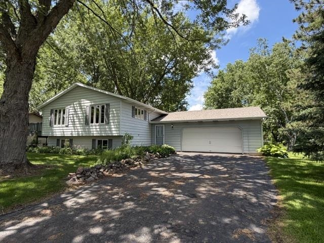 406 EVERGREEN AVENUE, Marshfield, Wisconsin 54449, 3 Bedrooms Bedrooms, ,2 BathroomsBathrooms,Residential,For Sale,406 EVERGREEN AVENUE,22602978