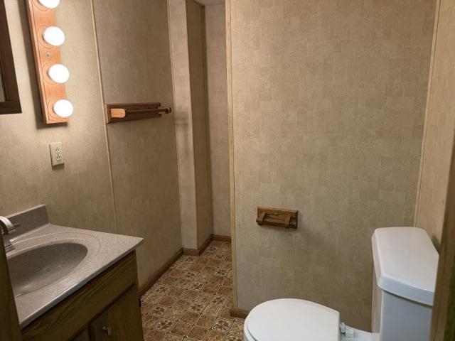 406 EVERGREEN AVENUE, Marshfield, Wisconsin 54449, 3 Bedrooms Bedrooms, ,2 BathroomsBathrooms,Residential,For Sale,406 EVERGREEN AVENUE,22602978